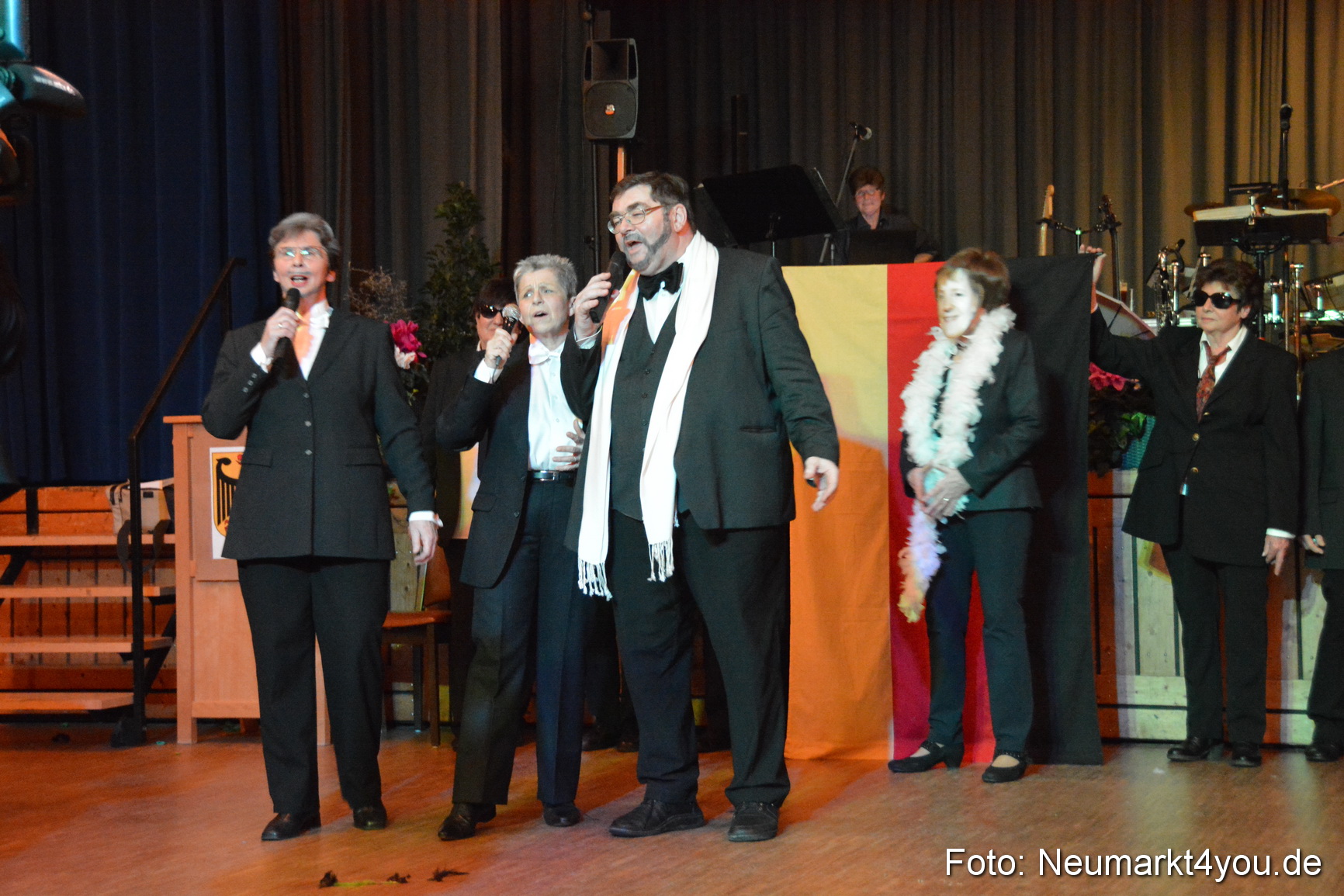 Weiberfasching in Neumarkt 040216 0077