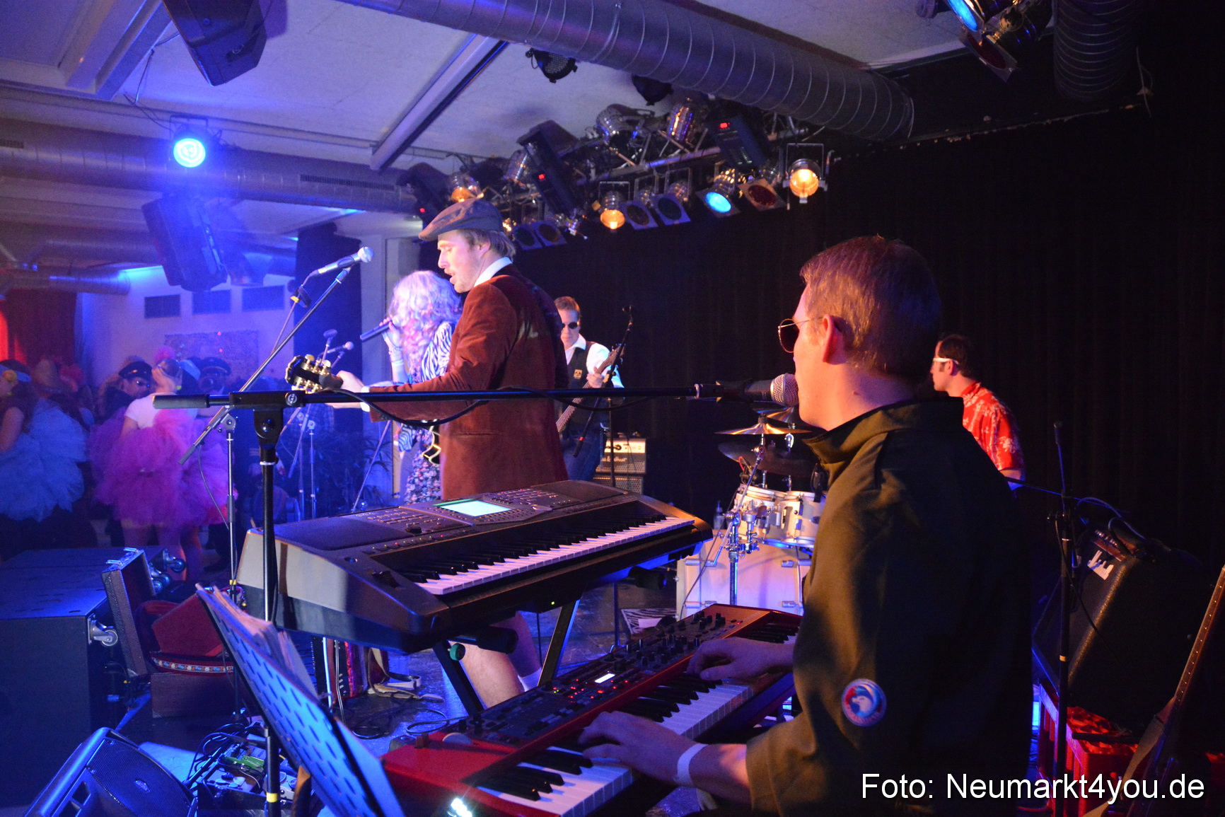 Weiberfasching in Neumarkt 040216 0092