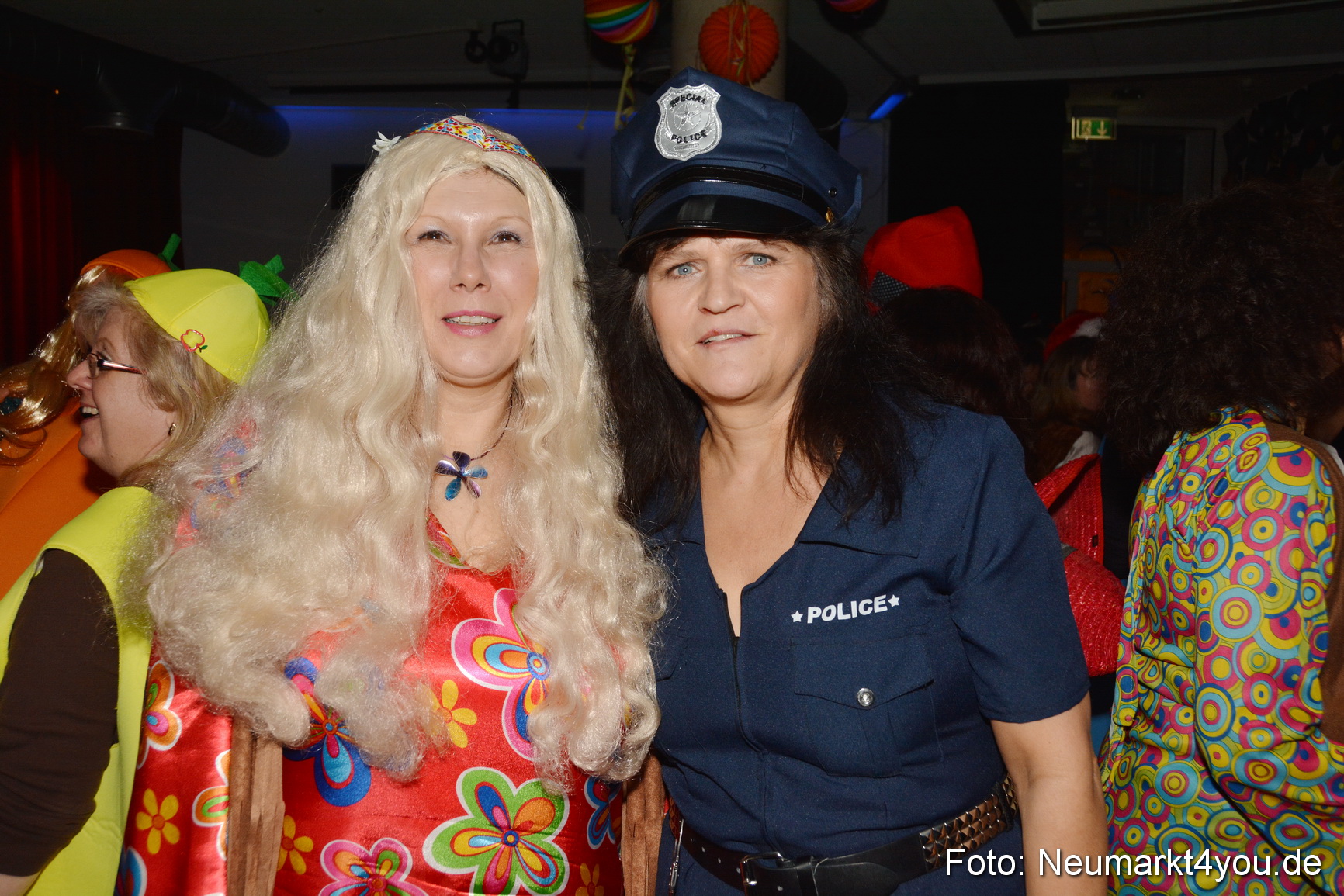 Weiberfasching in Neumarkt 040216 0112