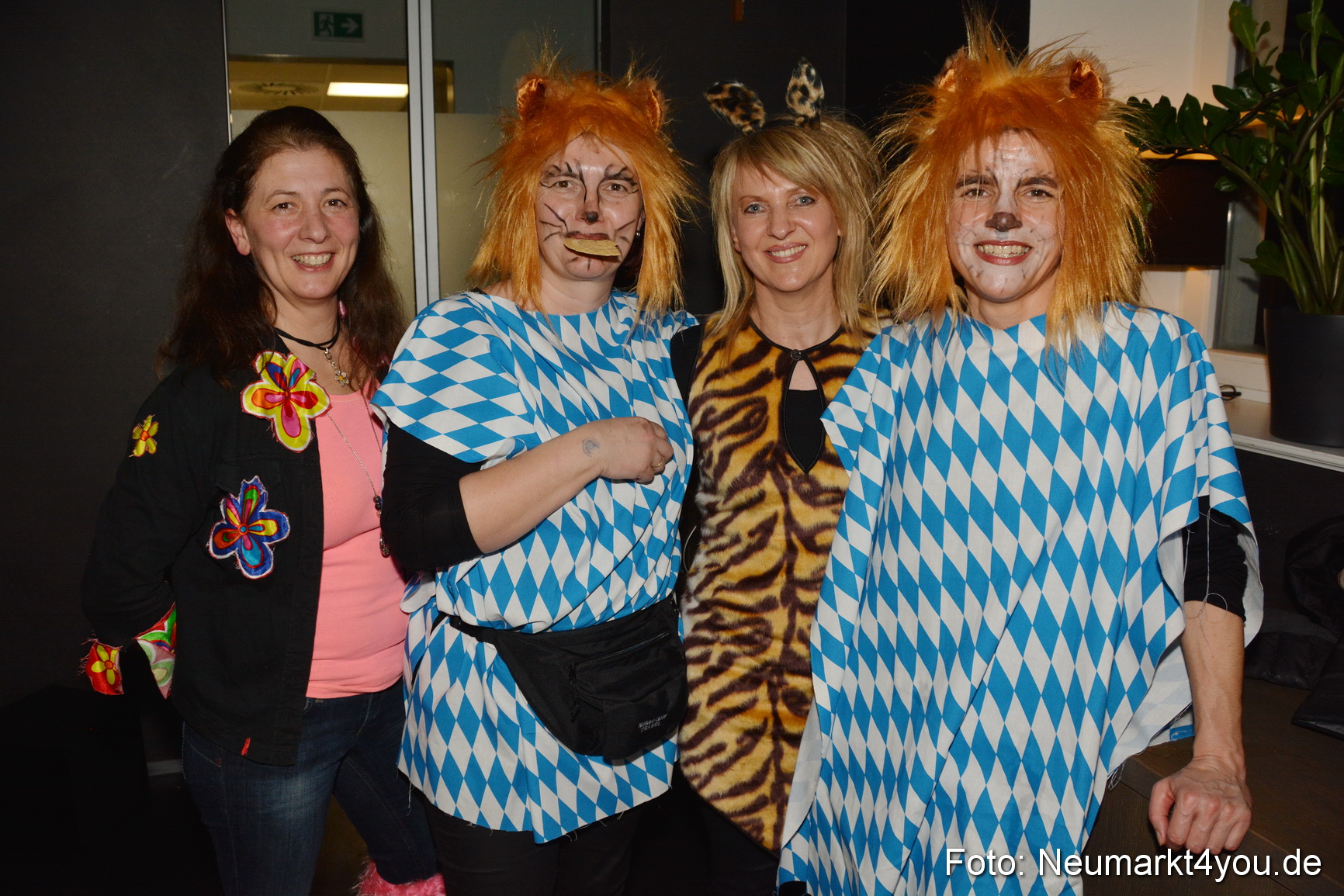 Weiberfasching in Neumarkt 040216 0137