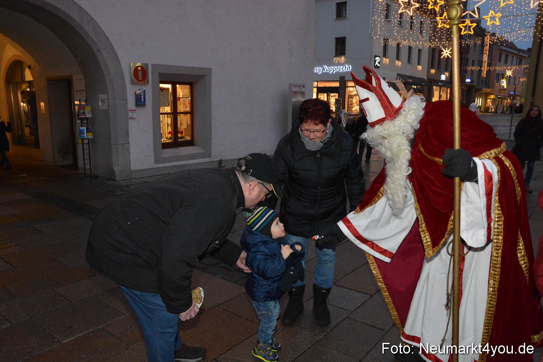 Nikolaus Weihnachtsmarkt 061216 0003