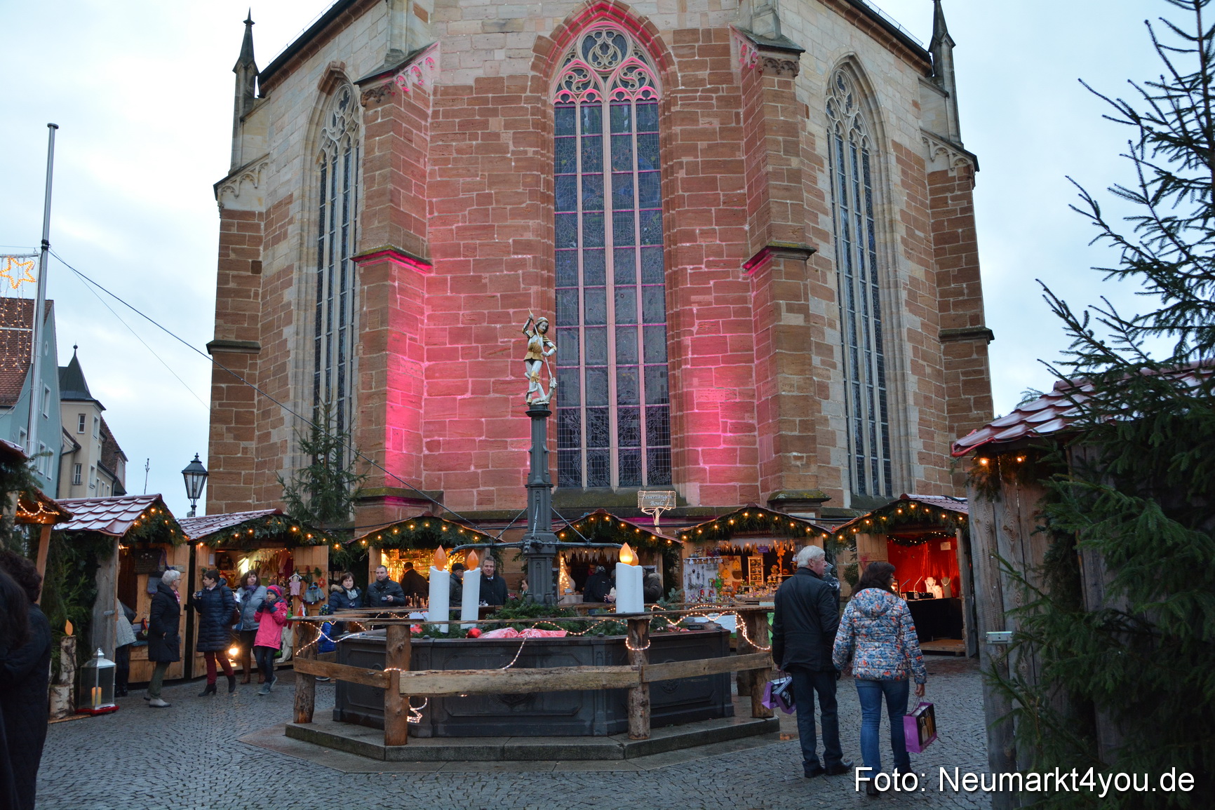 Weihnachtsmarkt Neumarkt 2016 0020