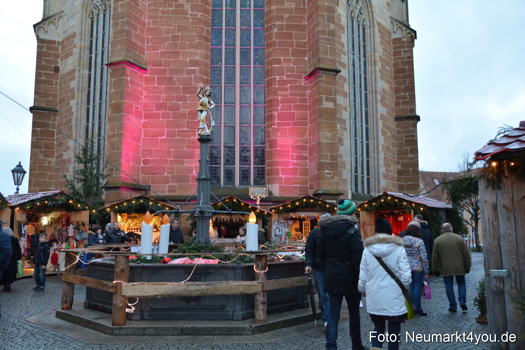 Weihnachtsmarkt Neumarkt 2016 0021