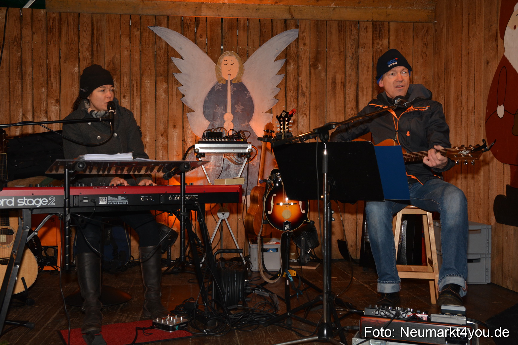 Weihnachtsmarkt Neumarkt 2016 0047