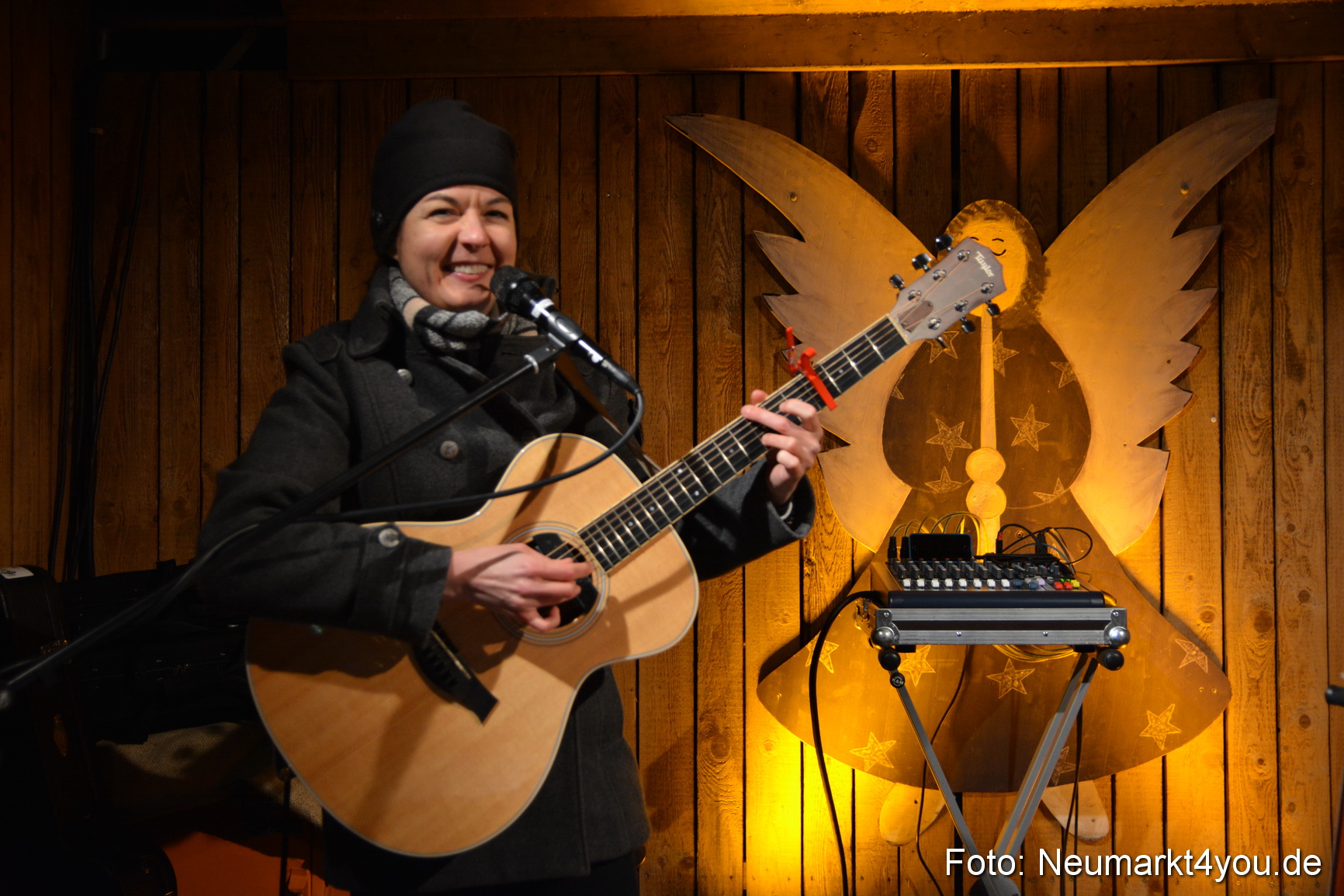 Weihnachtsmarkt Neumarkt 2016 0048