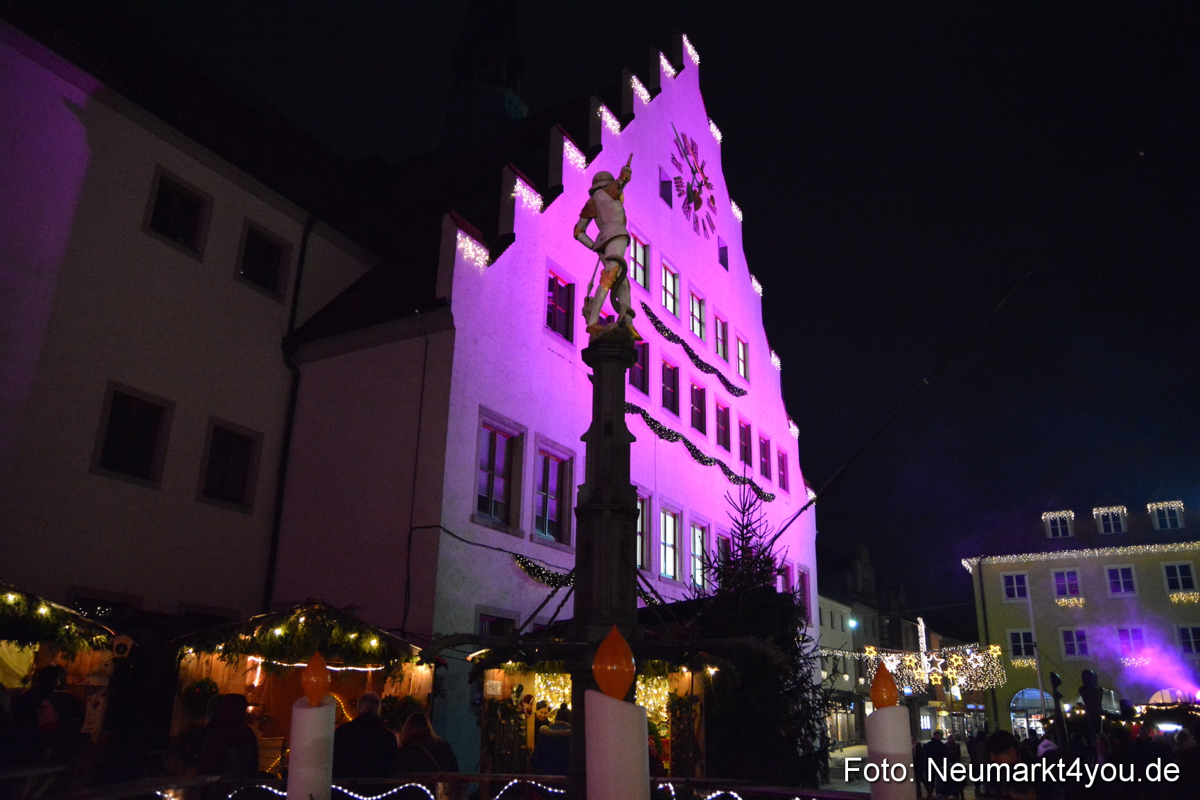 Weihnachtsmarkt Neumarkt 2016 0054