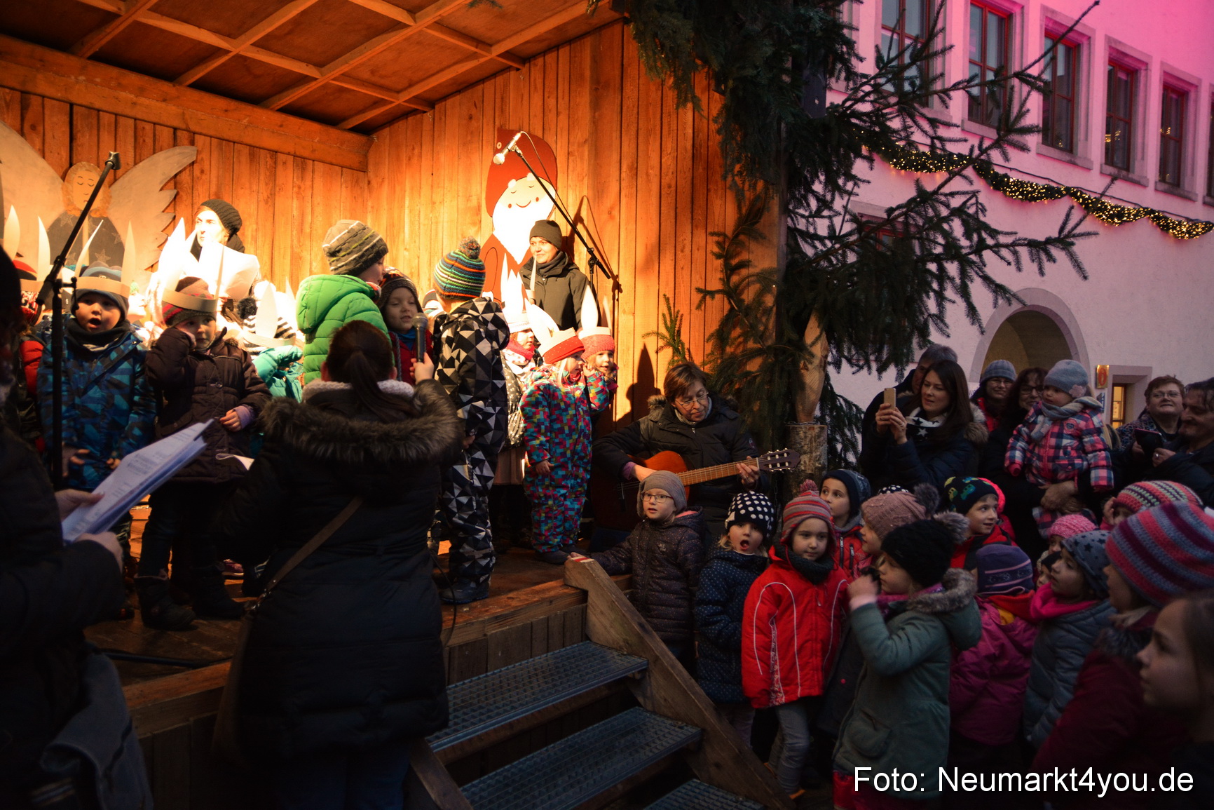 Weihnachtsmarkt Neumarkt 2016 0064