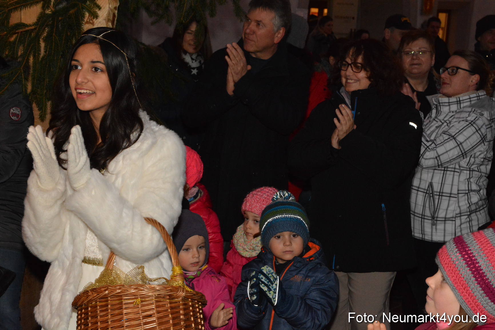 Weihnachtsmarkt Neumarkt 2016 0065