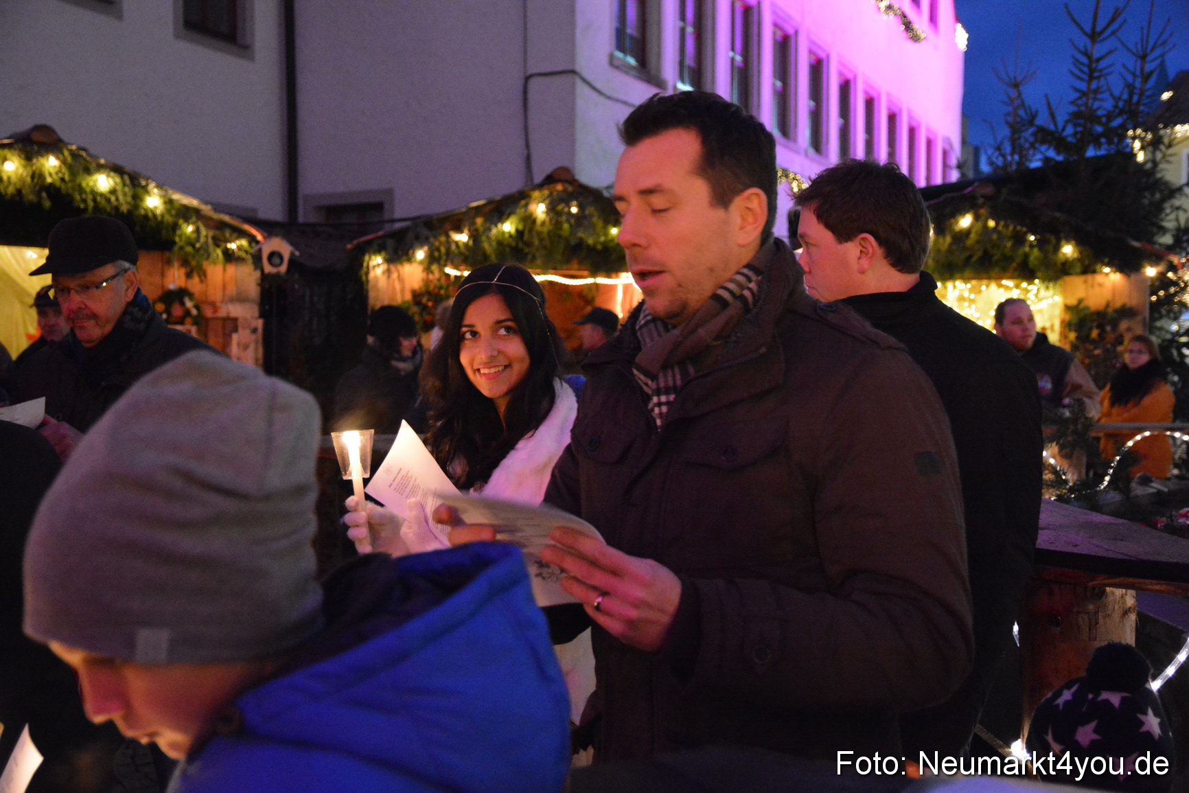 Weihnachtsmarkt Neumarkt 2016 0068