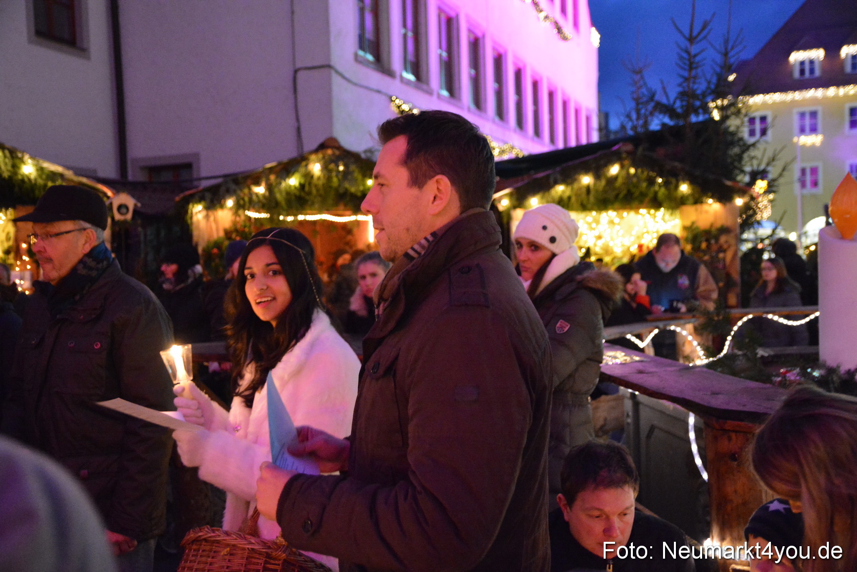 Weihnachtsmarkt Neumarkt 2016 0070