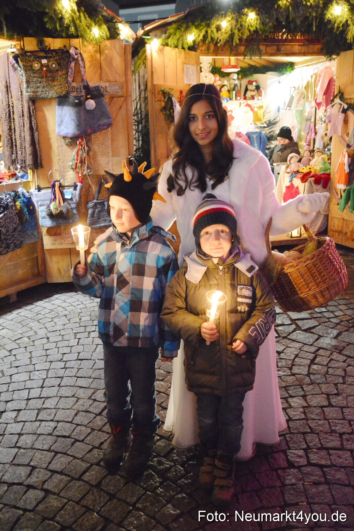 Weihnachtsmarkt Neumarkt 2016 0080