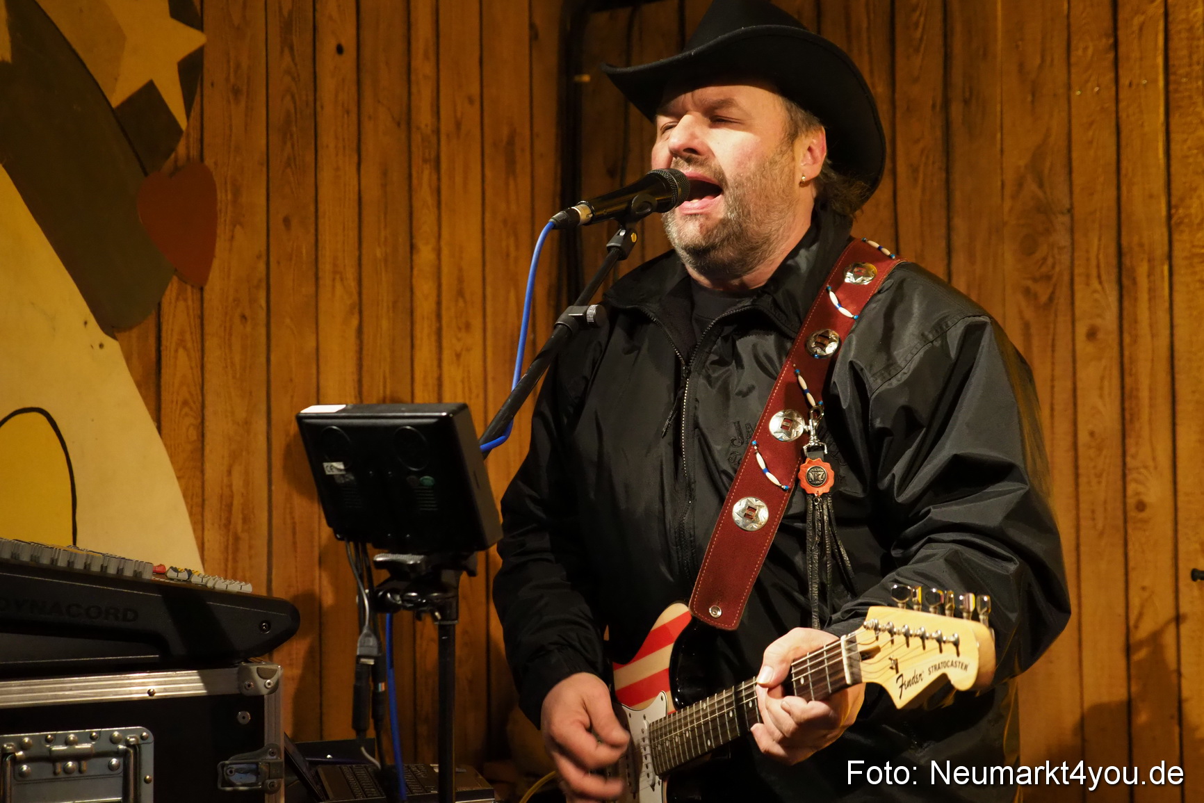 Weihnachtsmarkt Neumarkt 2016 0091