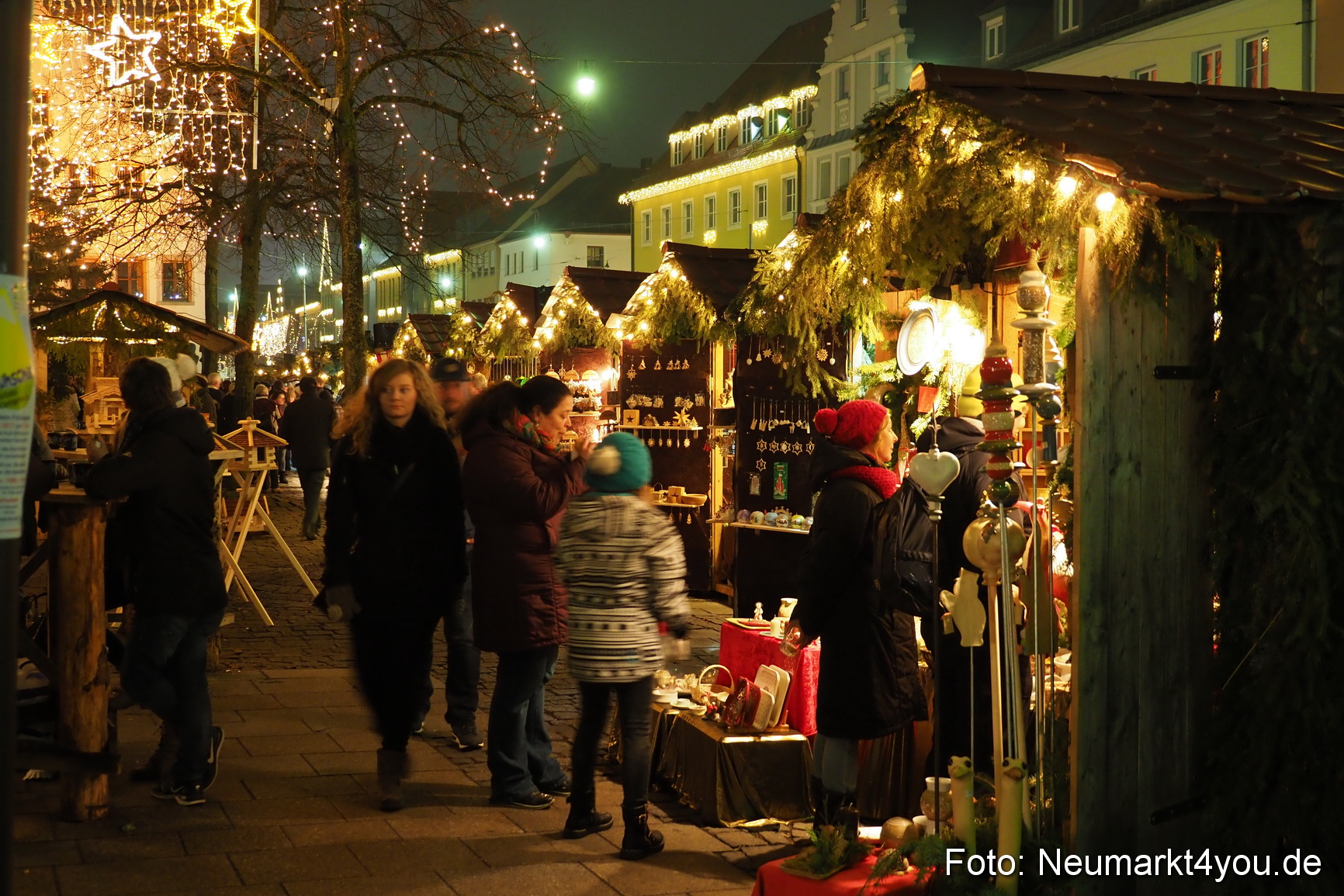 Weihnachtsmarkt Neumarkt 2016 0103