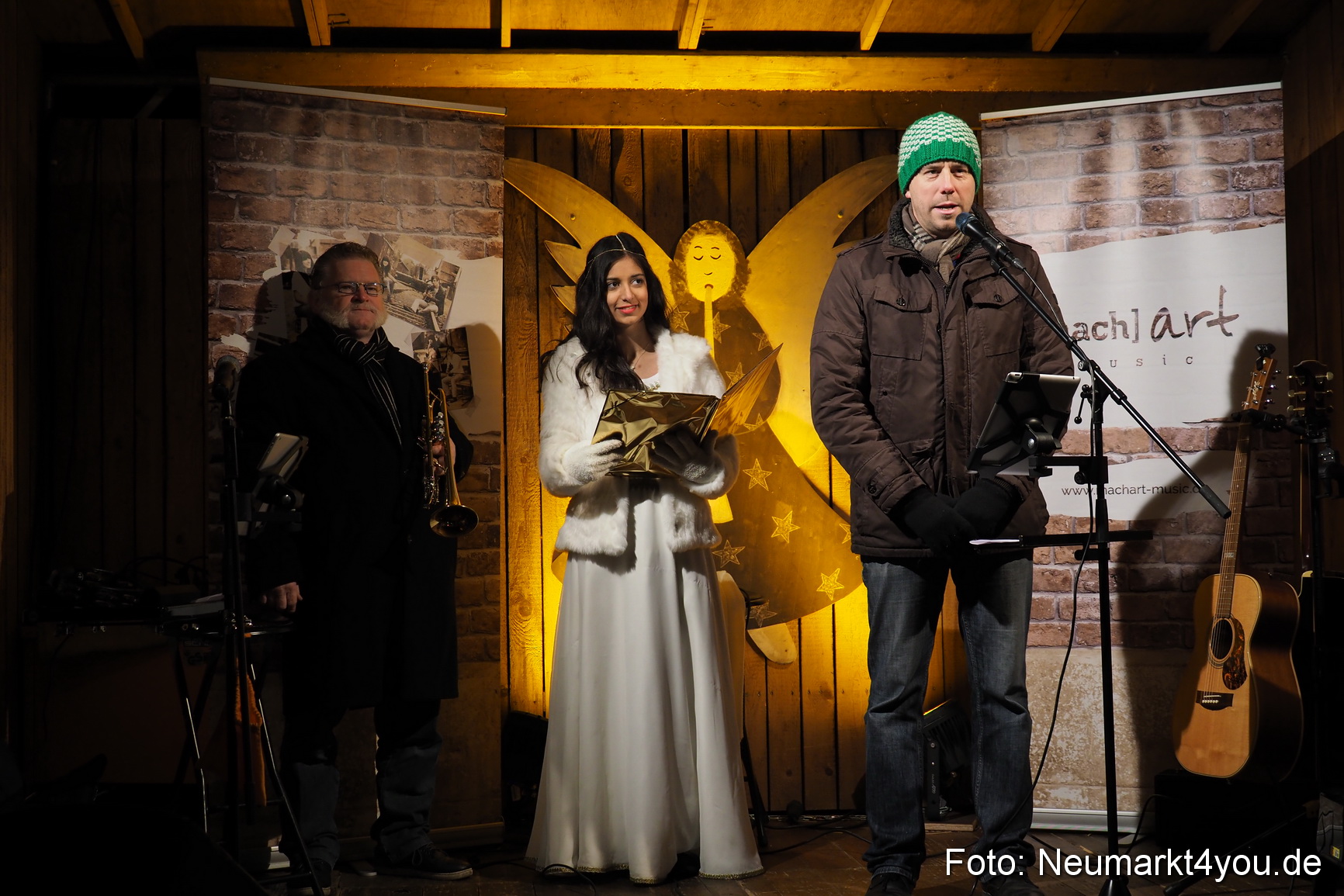 Weihnachtsmarkt Neumarkt 2016 0113