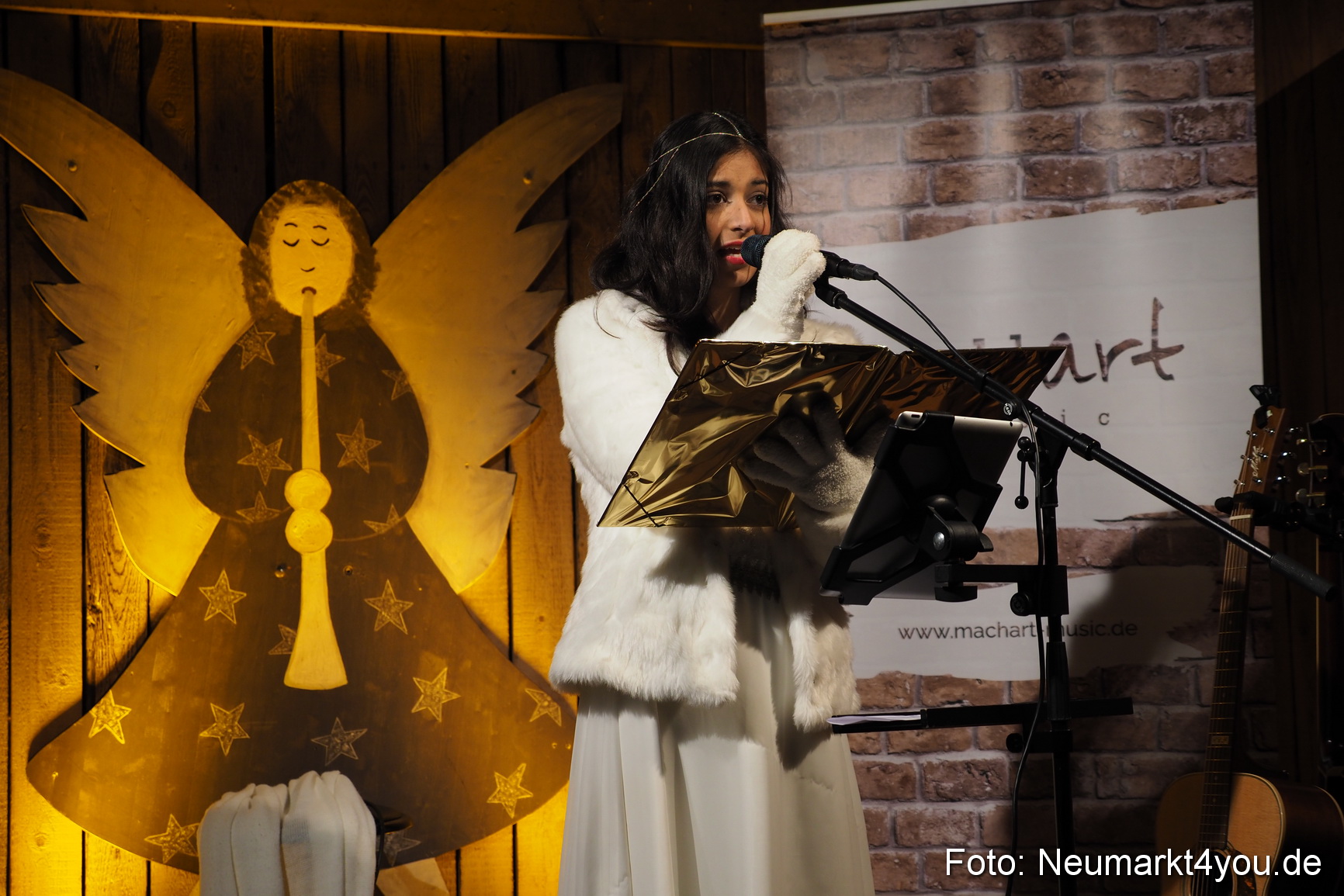 Weihnachtsmarkt Neumarkt 2016 0116