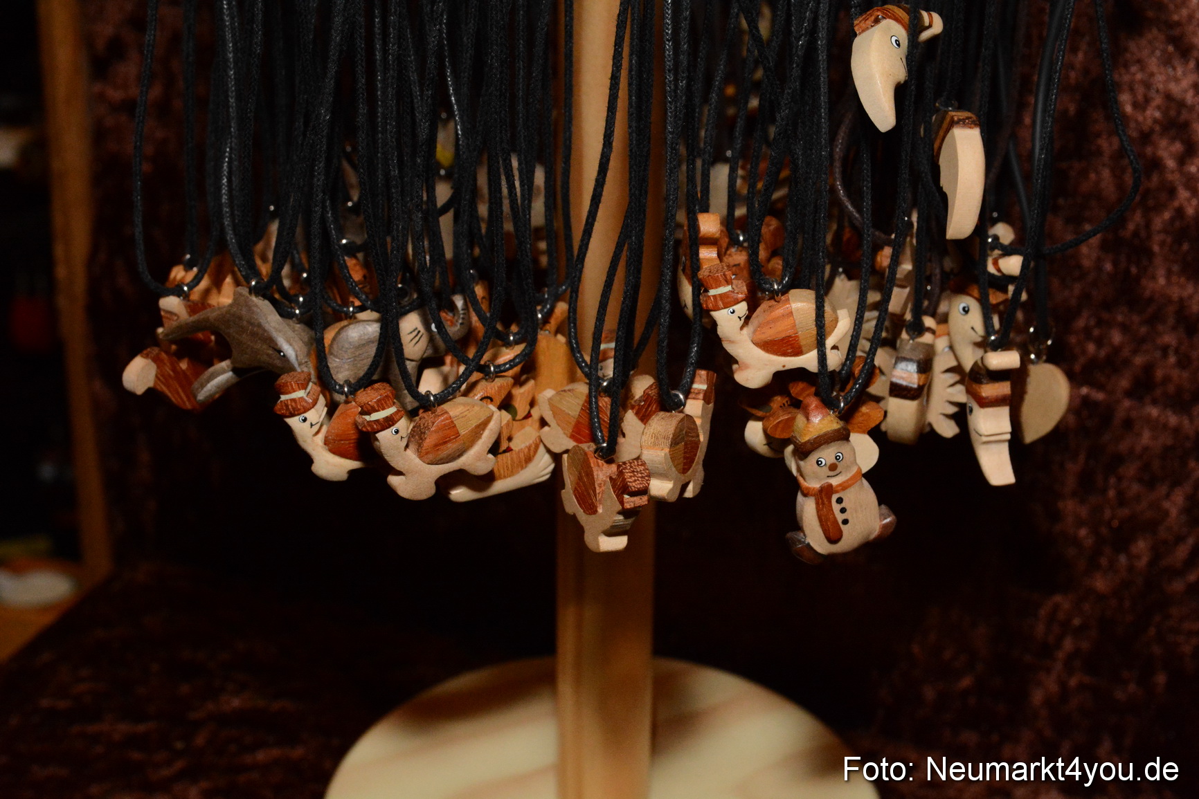 Weihnachtsmarkt Neumarkt Eroeffnung 241116 0025