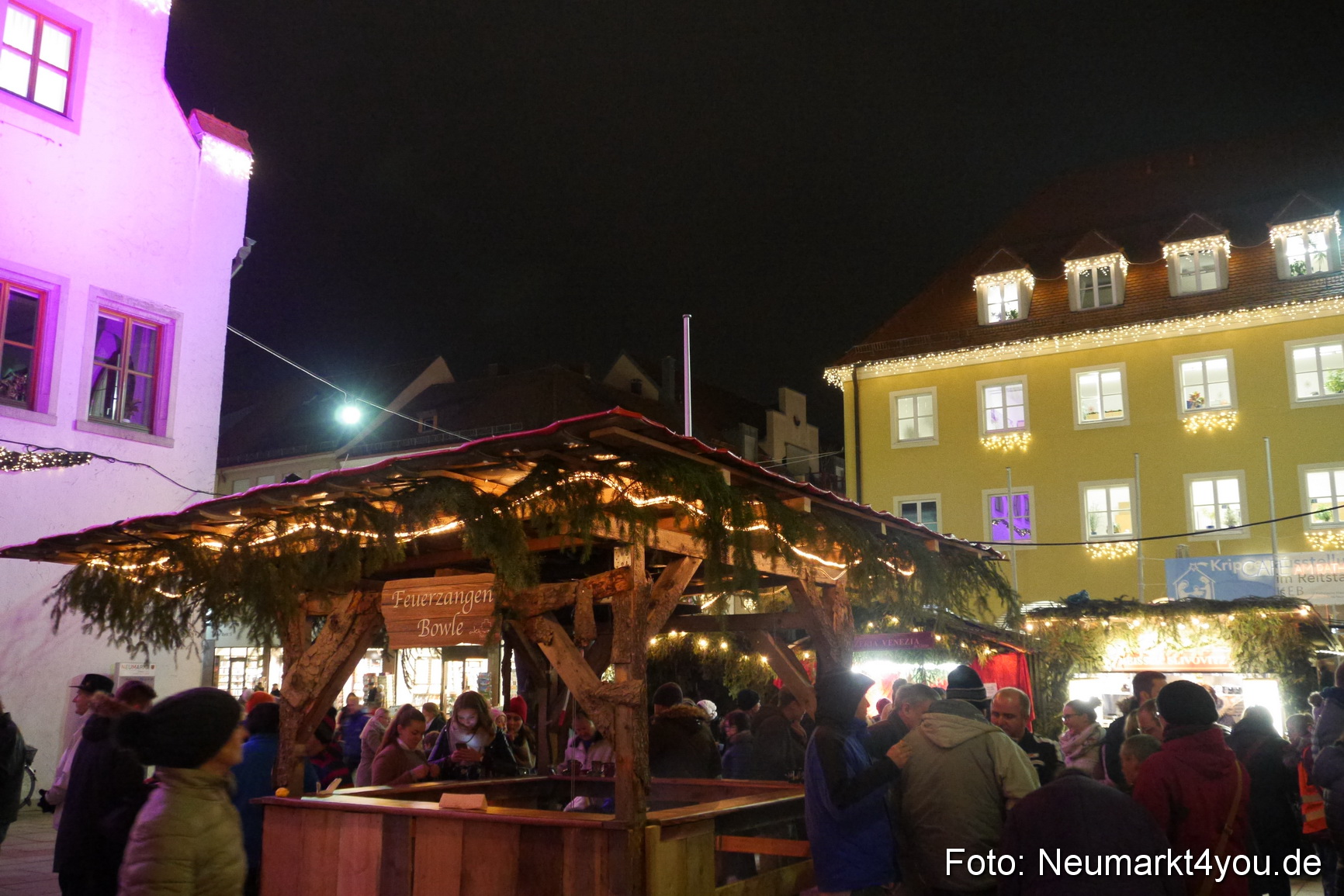 Weihnachtsmarkt Neumarkt Eroeffnung 241116 0067