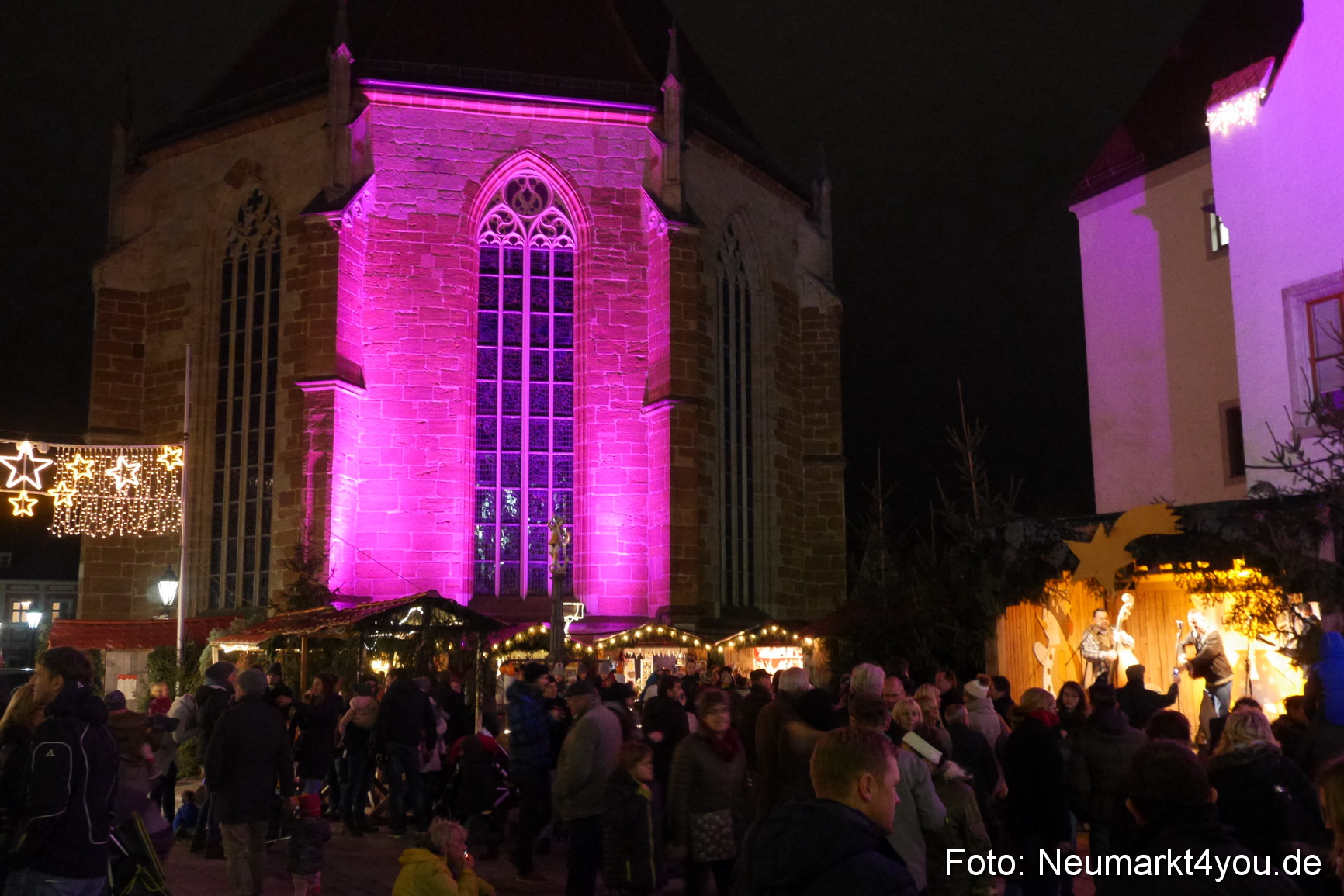 Weihnachtsmarkt Neumarkt Eroeffnung 241116 0070