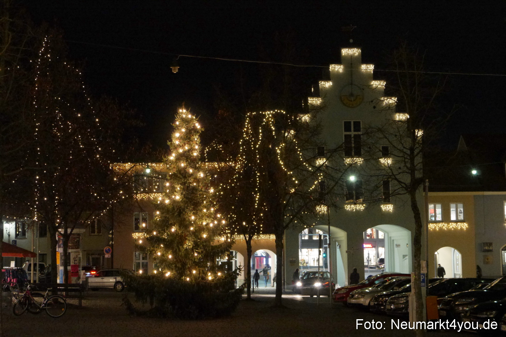 Weihnachtsmarkt Neumarkt Eroeffnung 241116 0088