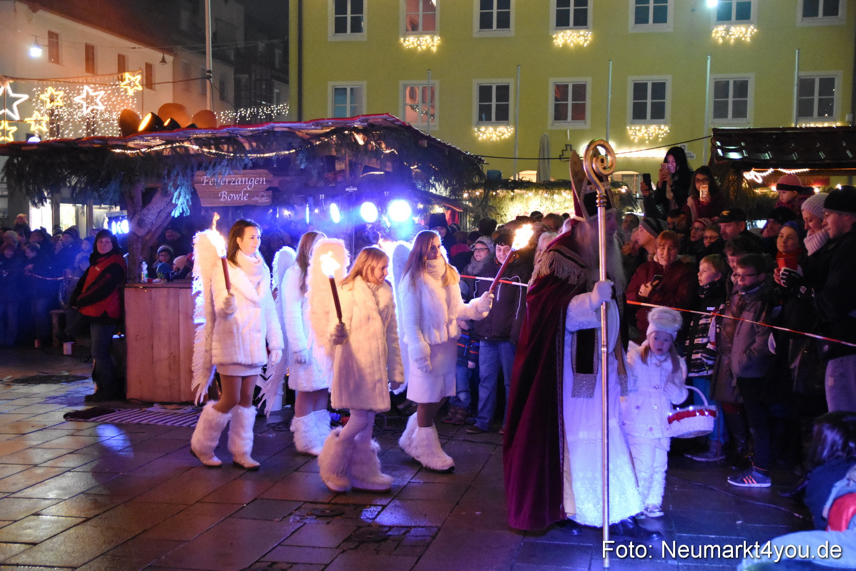 Oberpfaelzer Schlossteufeln Weihnachtsmarkt 181216 0007