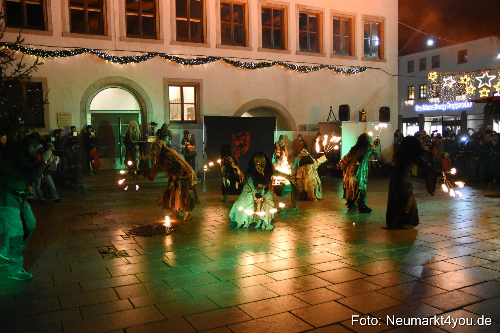 Oberpfaelzer Schlossteufeln Weihnachtsmarkt 181216 0026