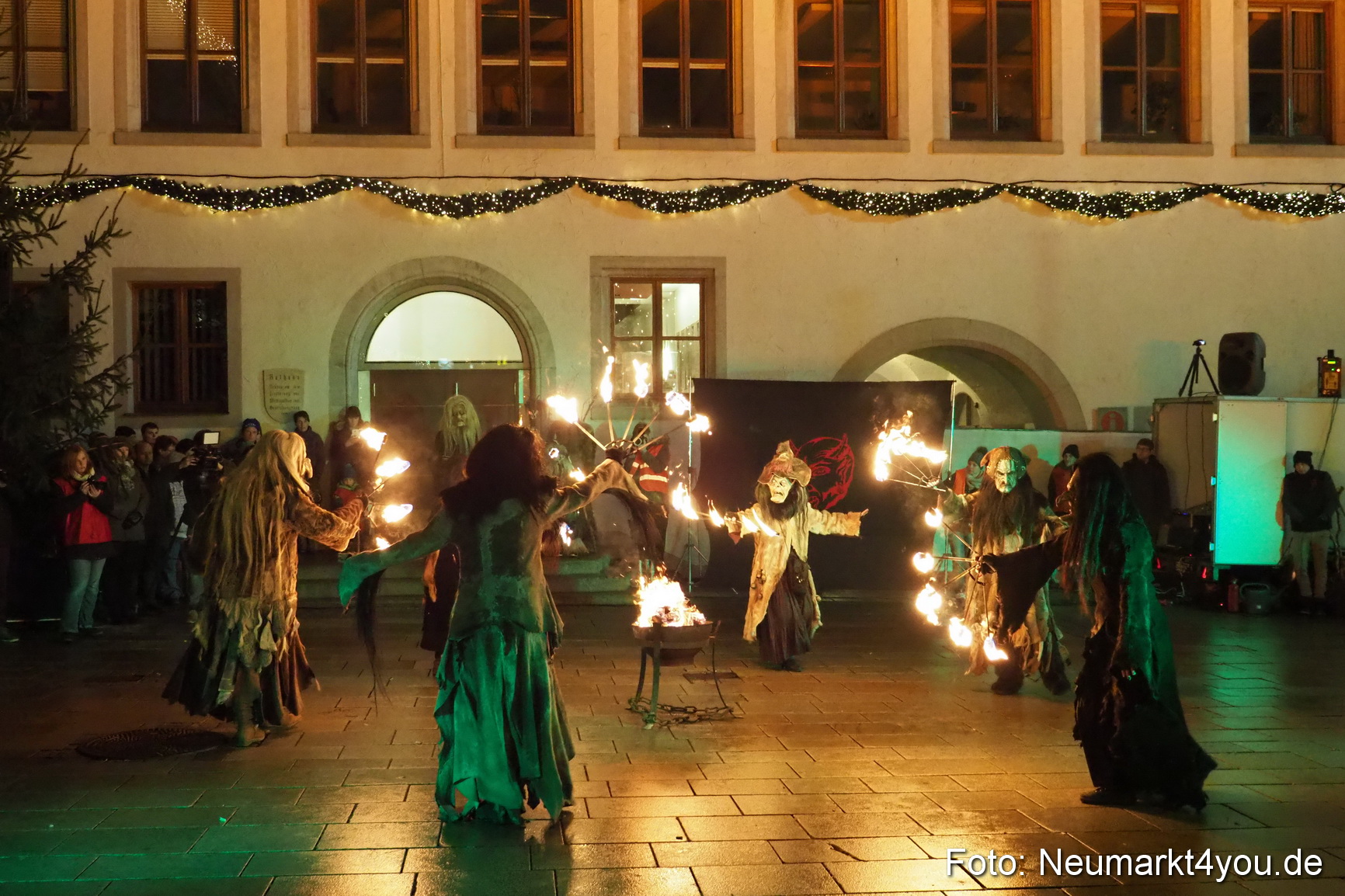 Oberpfaelzer Schlossteufeln Weihnachtsmarkt 181216 0033