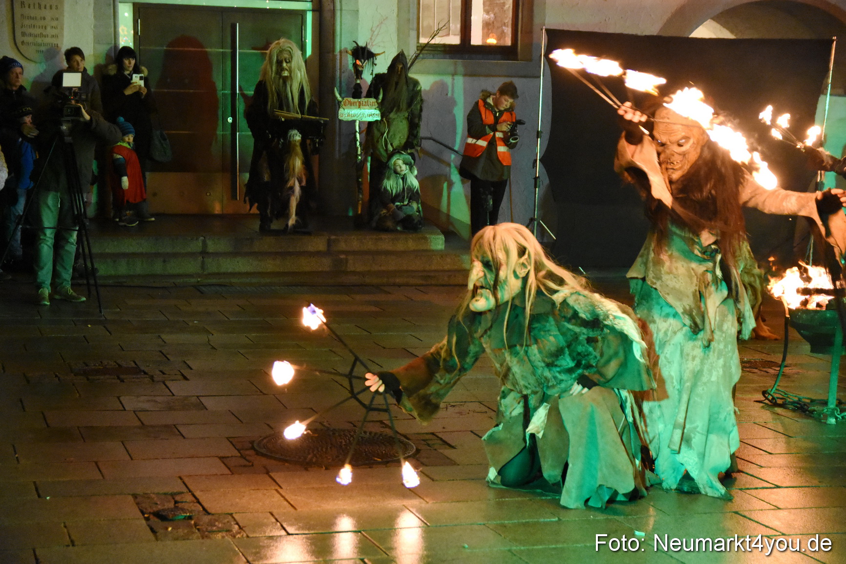 Oberpfaelzer Schlossteufeln Weihnachtsmarkt 181216 0035