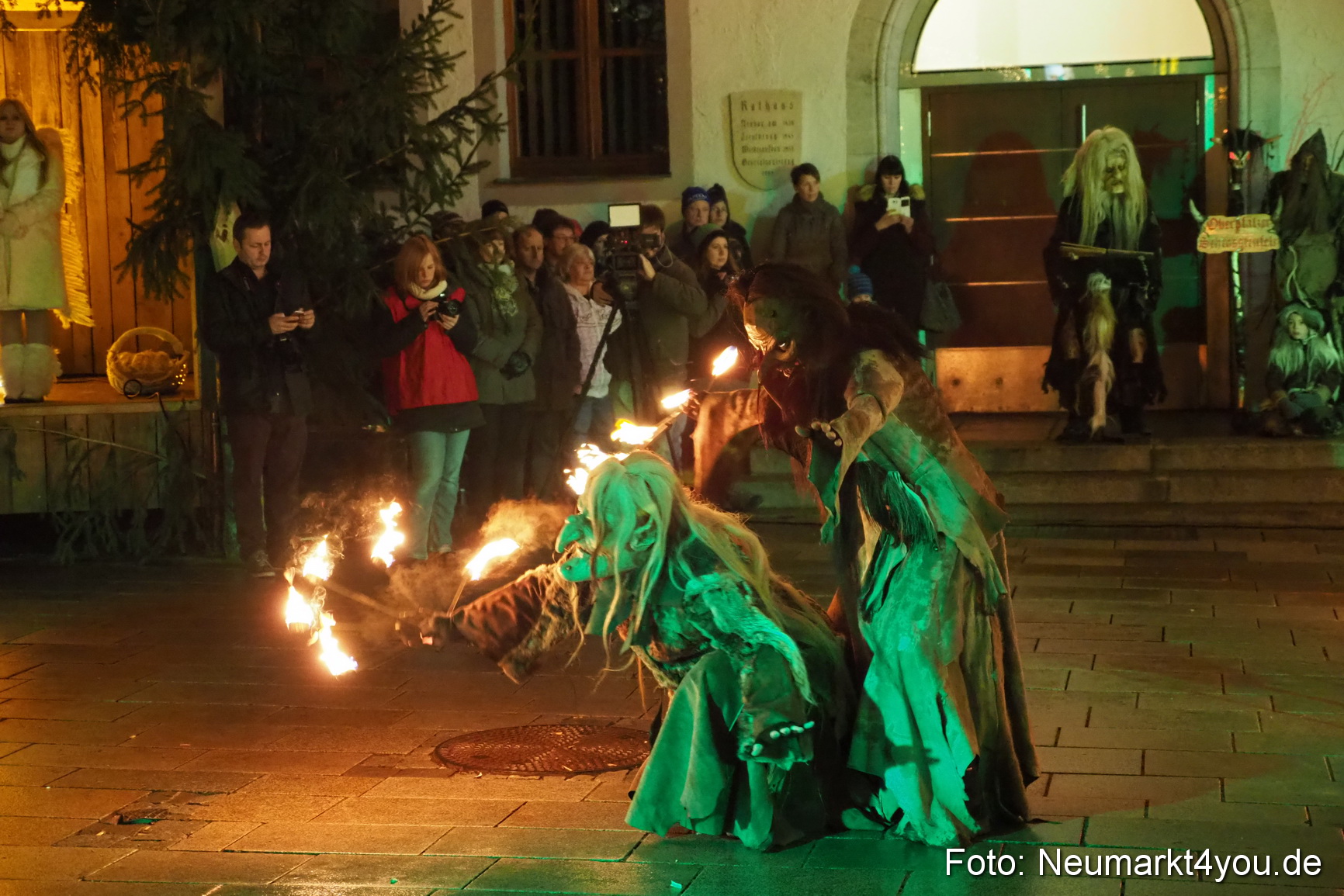 Oberpfaelzer Schlossteufeln Weihnachtsmarkt 181216 0036