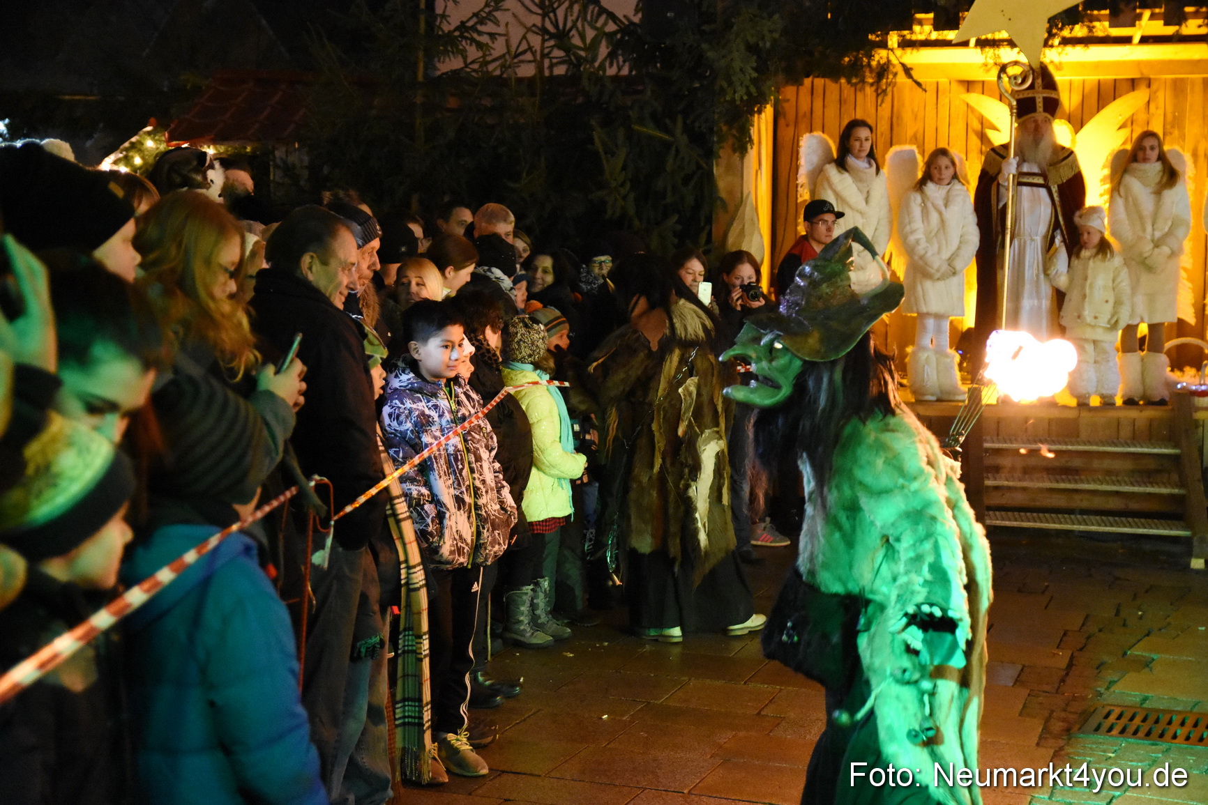 Oberpfaelzer Schlossteufeln Weihnachtsmarkt 181216 0039