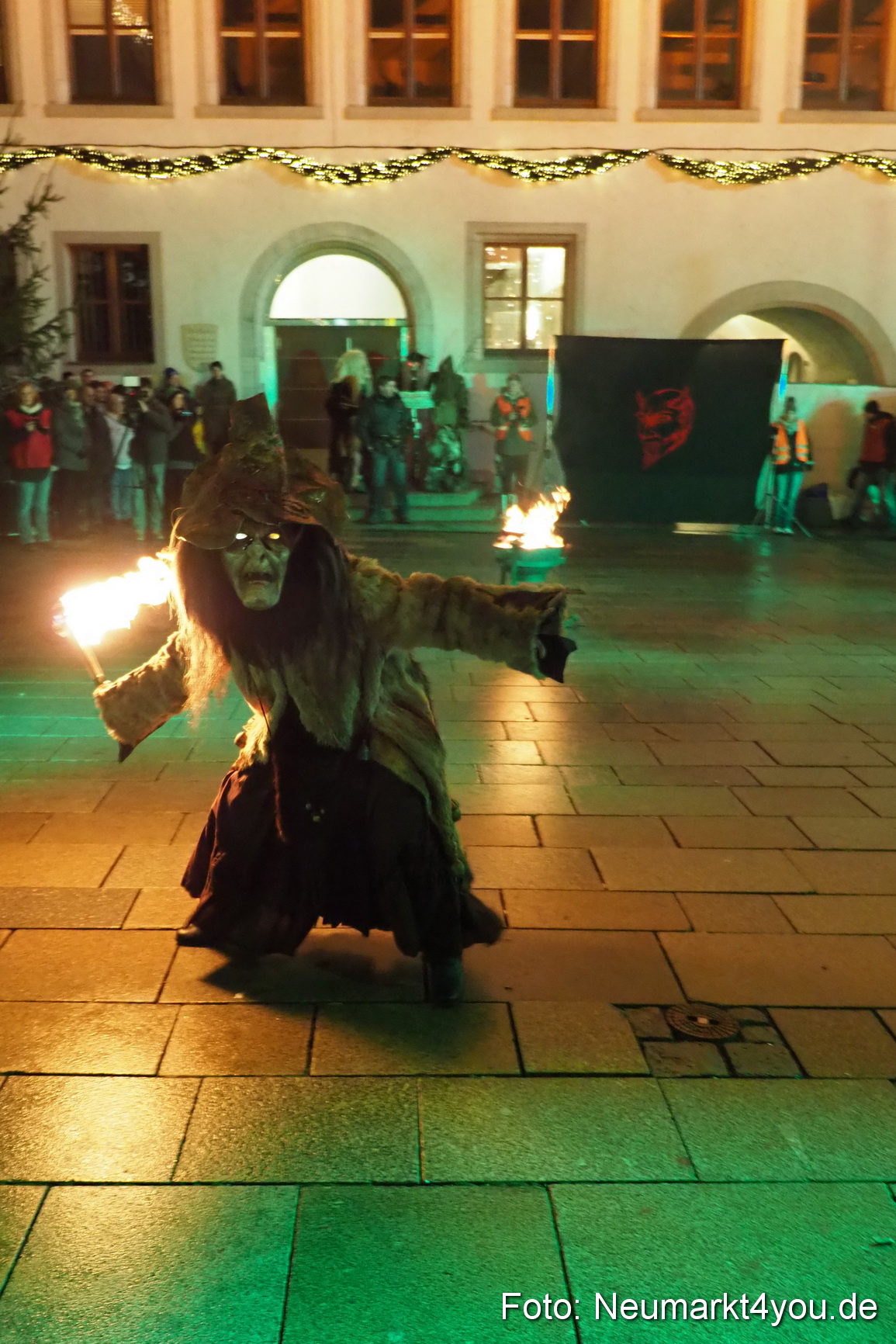 Oberpfaelzer Schlossteufeln Weihnachtsmarkt 181216 0040