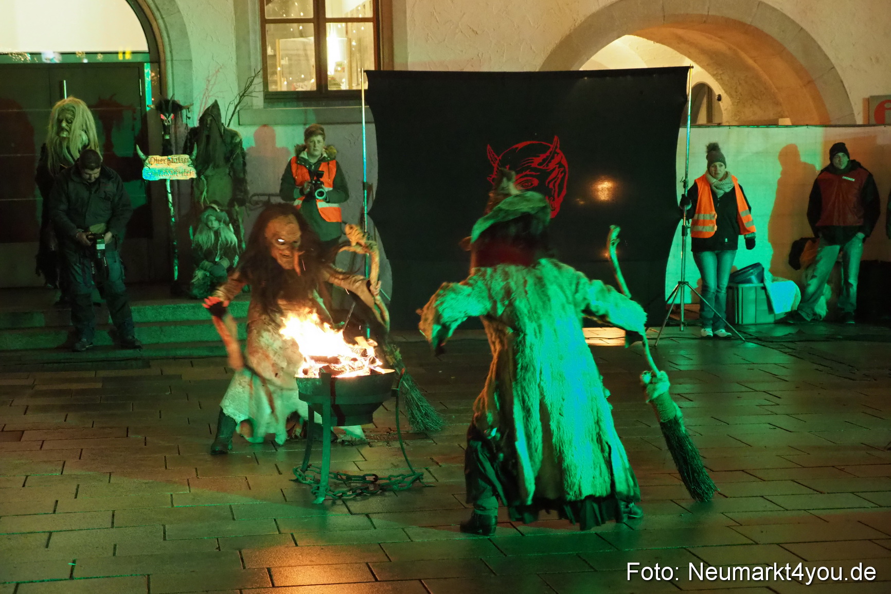 Oberpfaelzer Schlossteufeln Weihnachtsmarkt 181216 0047