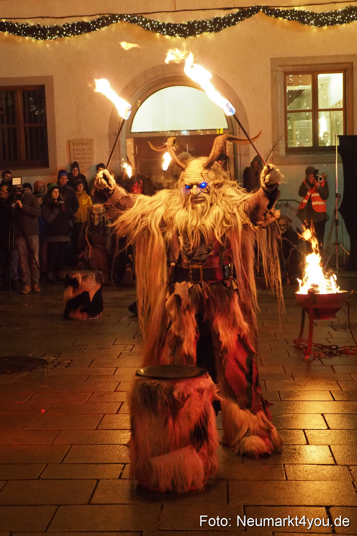 Oberpfaelzer Schlossteufeln Weihnachtsmarkt 181216 0050
