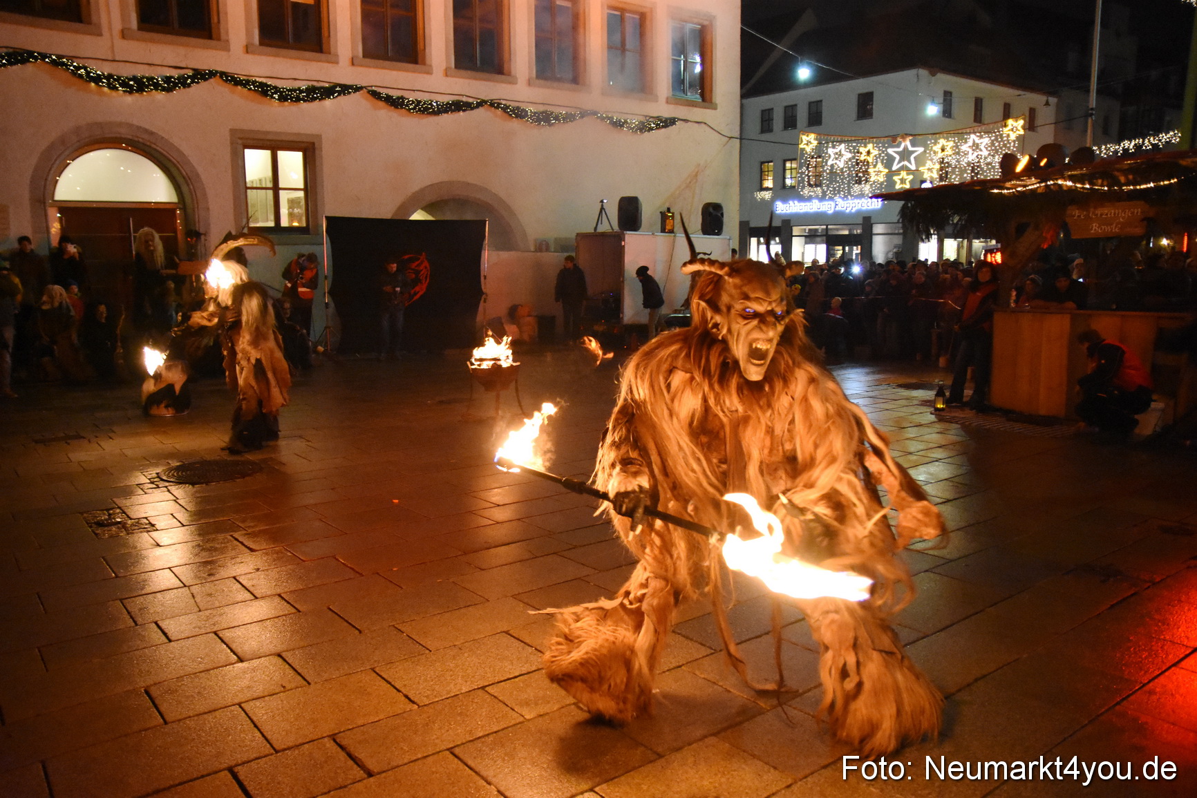 Oberpfaelzer Schlossteufeln Weihnachtsmarkt 181216 0057