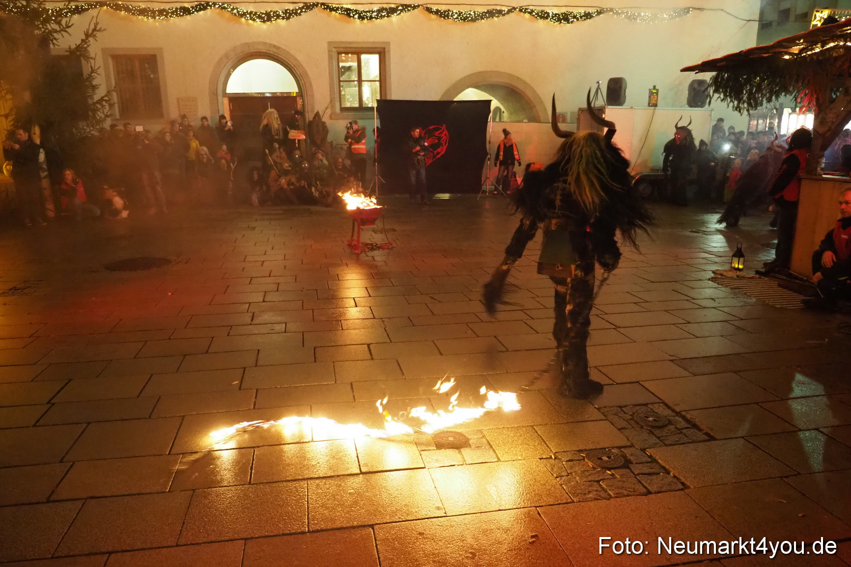 Oberpfaelzer Schlossteufeln Weihnachtsmarkt 181216 0069