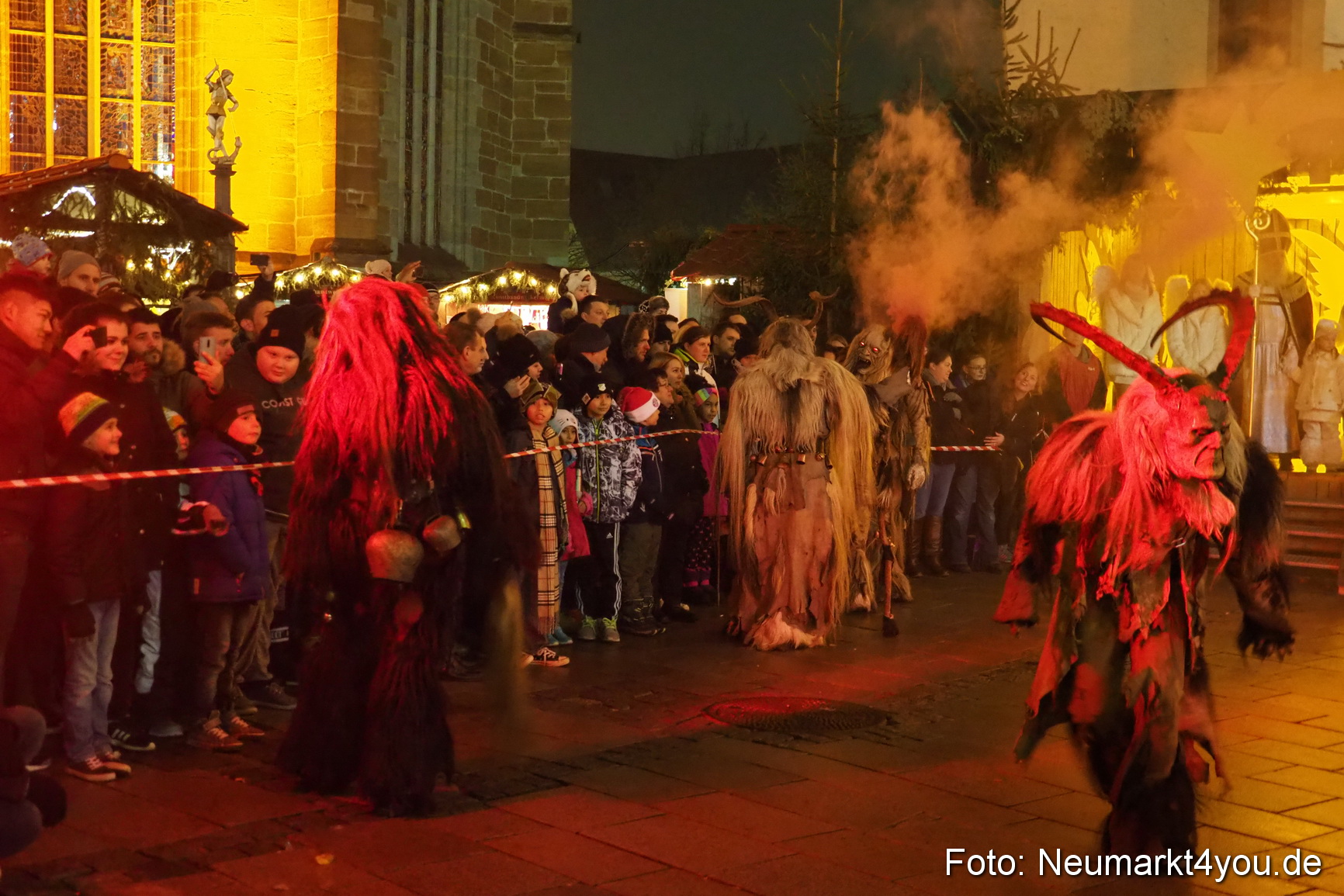 Oberpfaelzer Schlossteufeln Weihnachtsmarkt 181216 0071