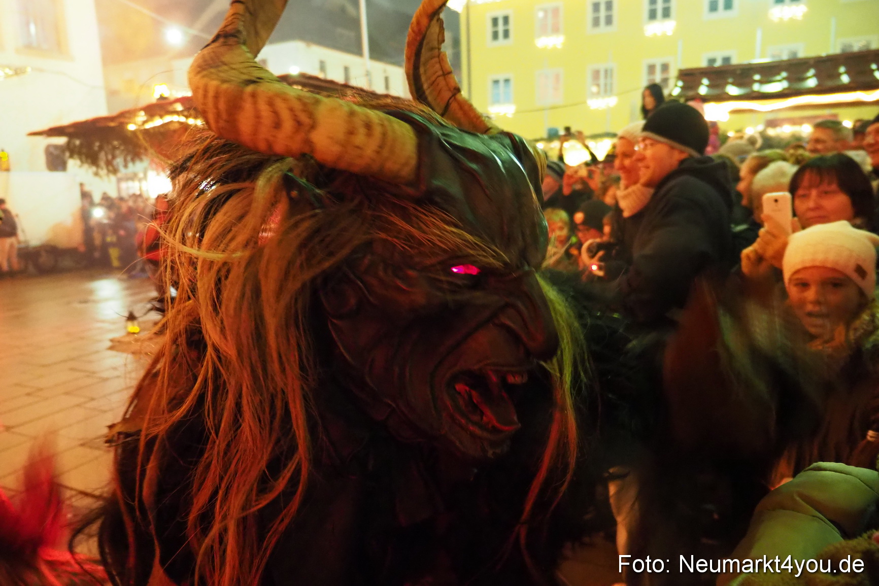 Oberpfaelzer Schlossteufeln Weihnachtsmarkt 181216 0073