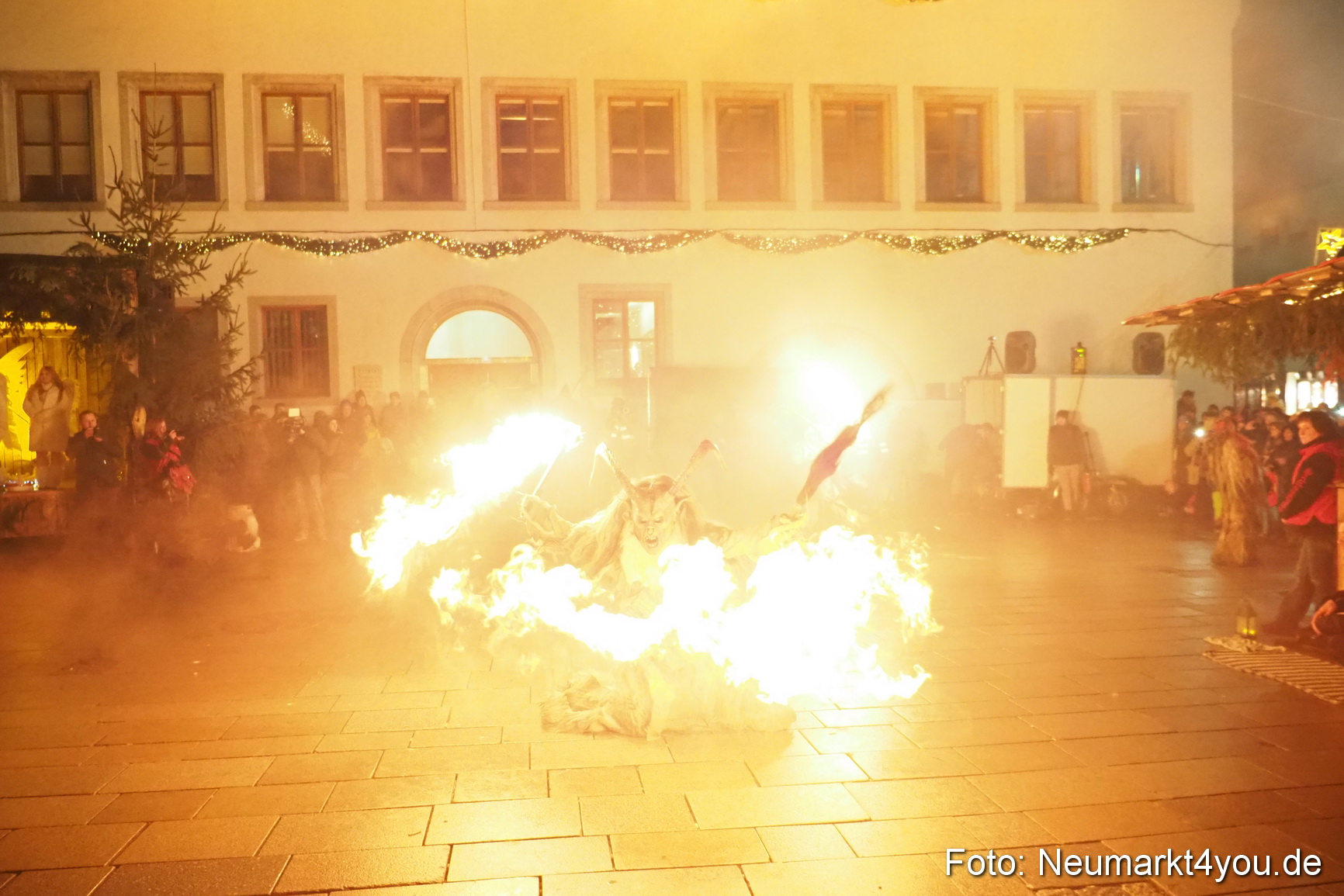 Oberpfaelzer Schlossteufeln Weihnachtsmarkt 181216 0076