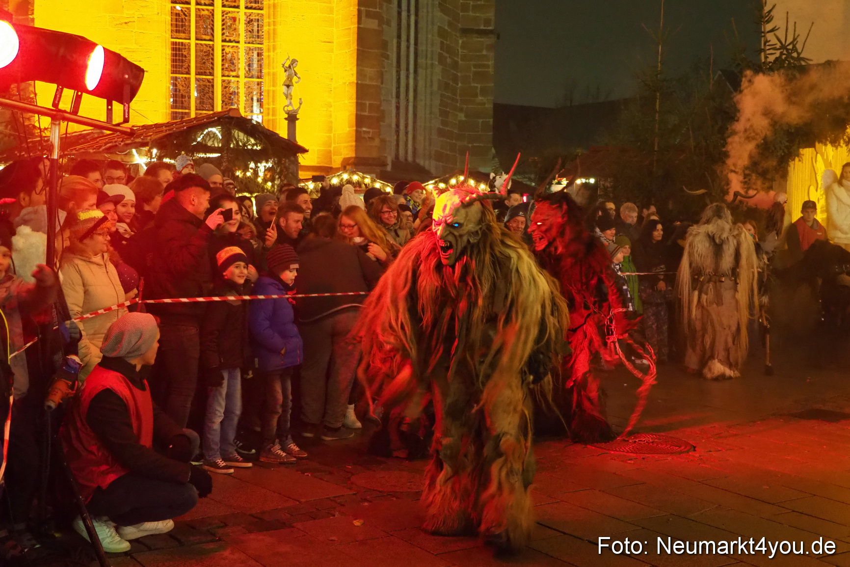 Oberpfaelzer Schlossteufeln Weihnachtsmarkt 181216 0079