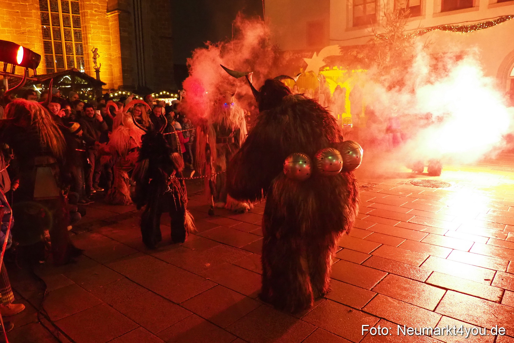 Oberpfaelzer Schlossteufeln Weihnachtsmarkt 181216 0081