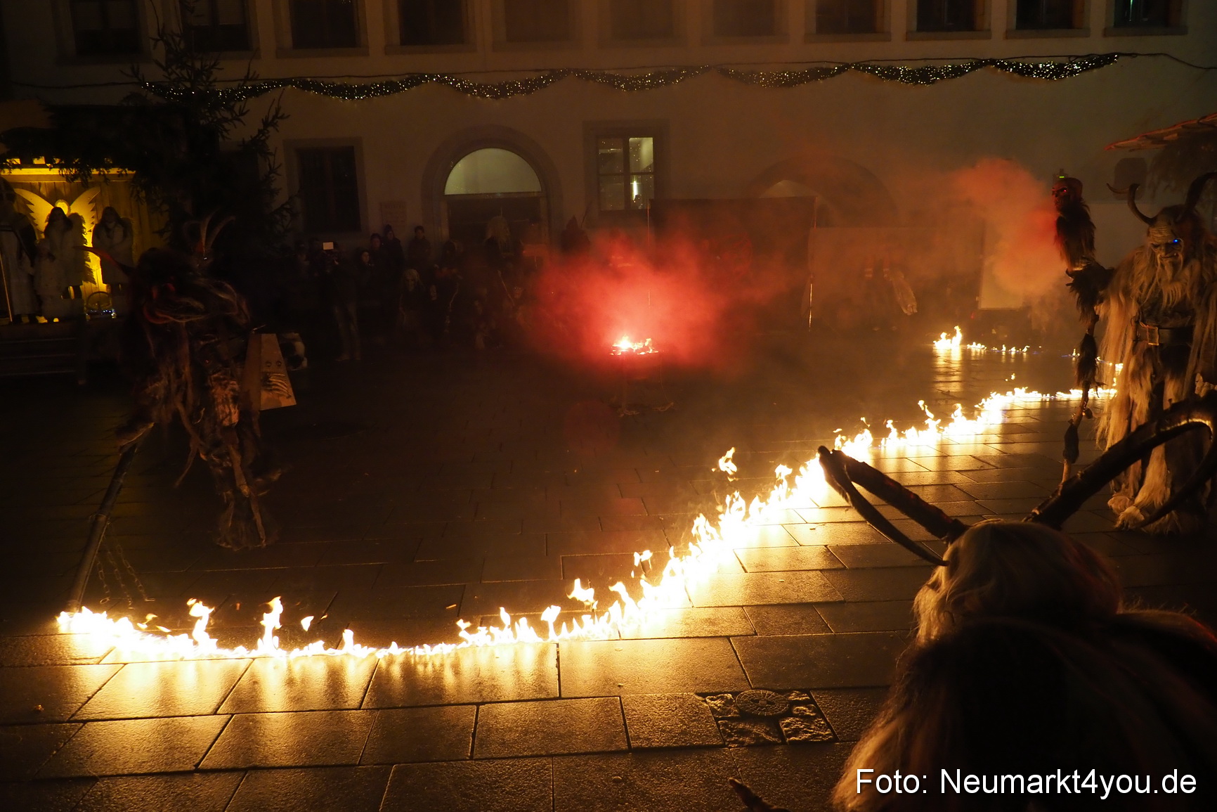 Oberpfaelzer Schlossteufeln Weihnachtsmarkt 181216 0094