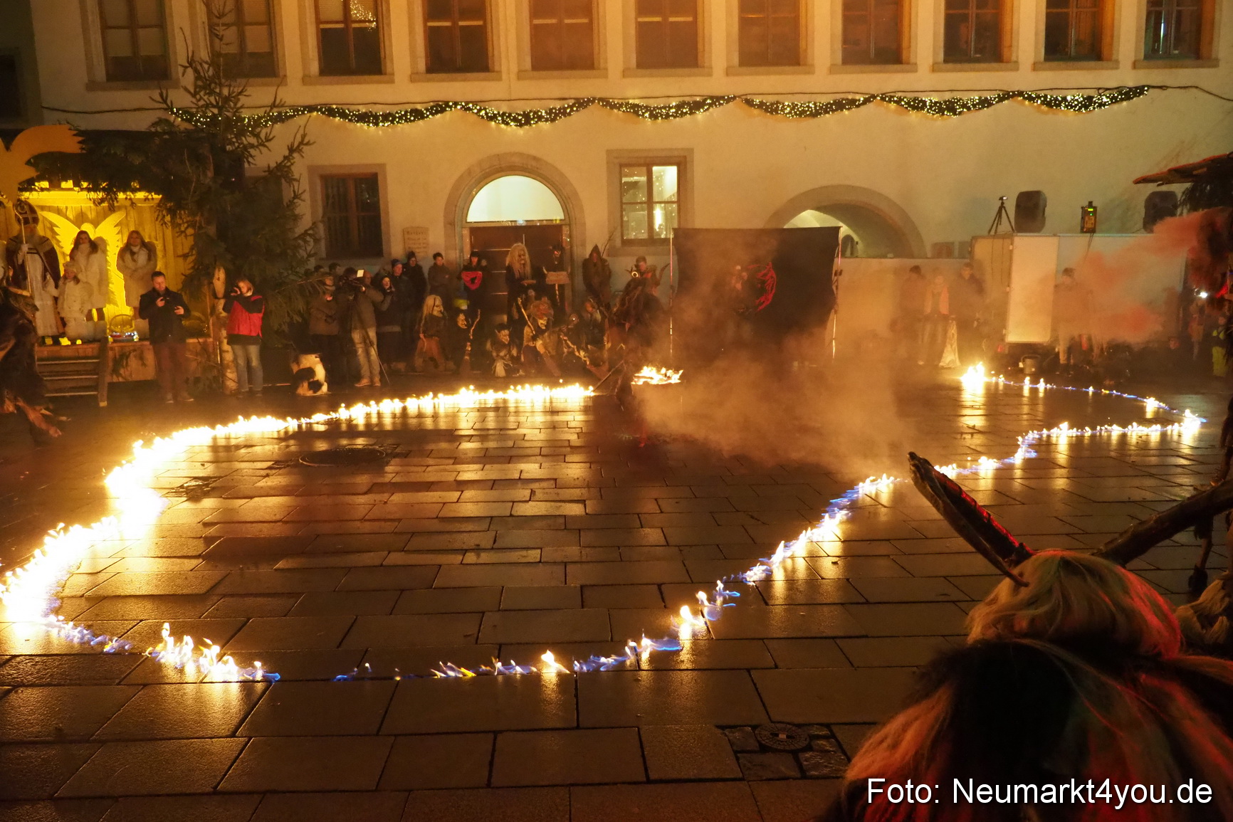 Oberpfaelzer Schlossteufeln Weihnachtsmarkt 181216 0095