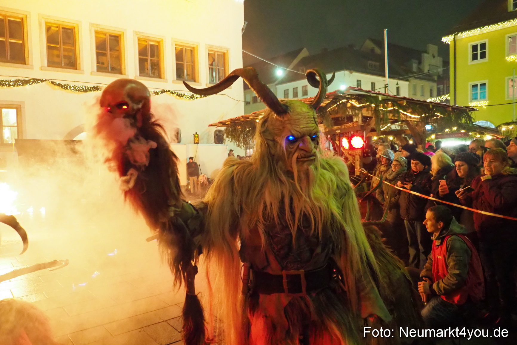 Oberpfaelzer Schlossteufeln Weihnachtsmarkt 181216 0098