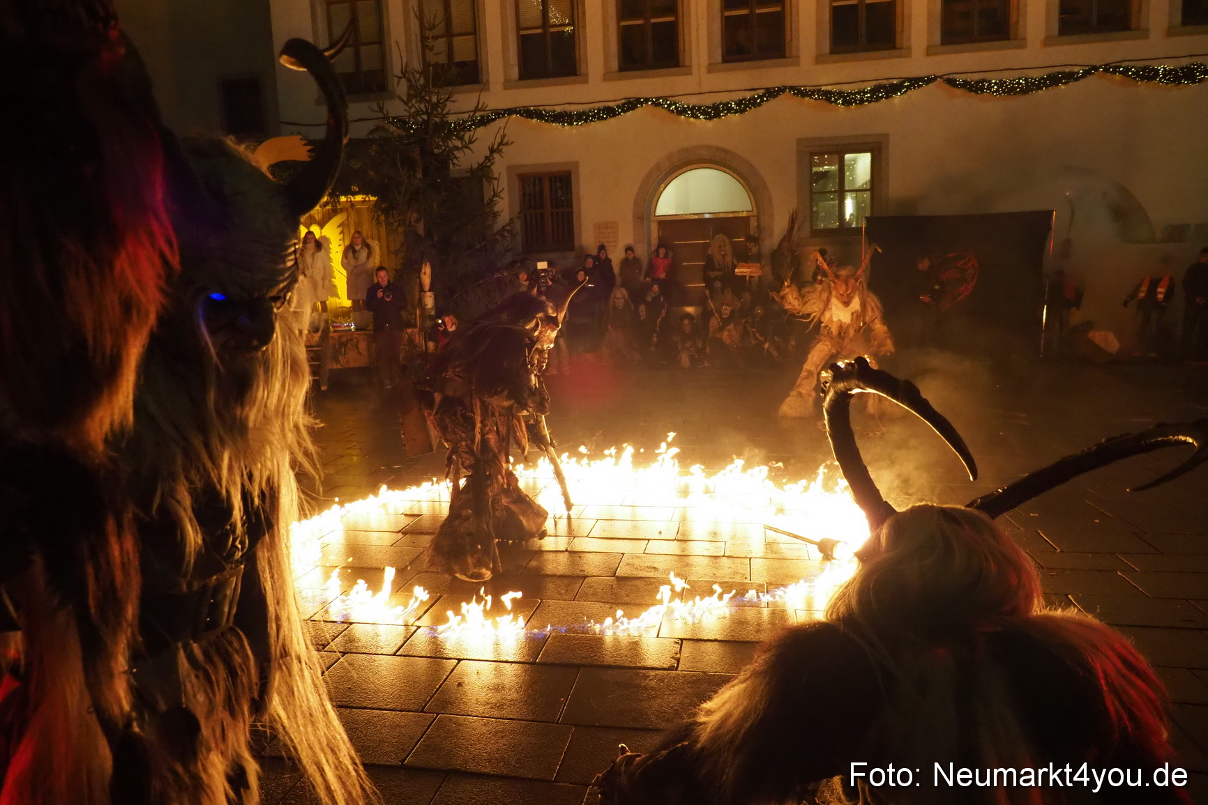 Oberpfaelzer Schlossteufeln Weihnachtsmarkt 181216 0101