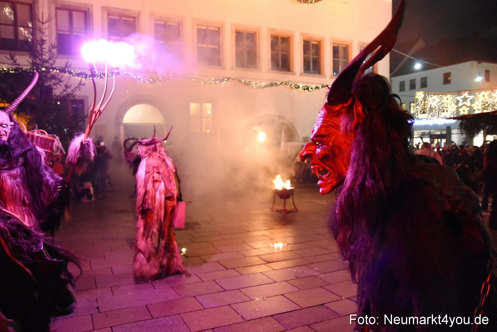 Oberpfaelzer Schlossteufeln Weihnachtsmarkt 181216 0108