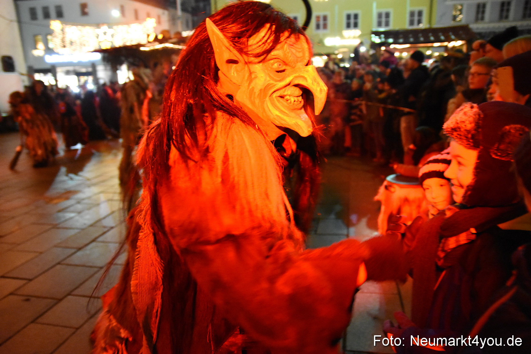 Oberpfaelzer Schlossteufeln Weihnachtsmarkt 181216 0118