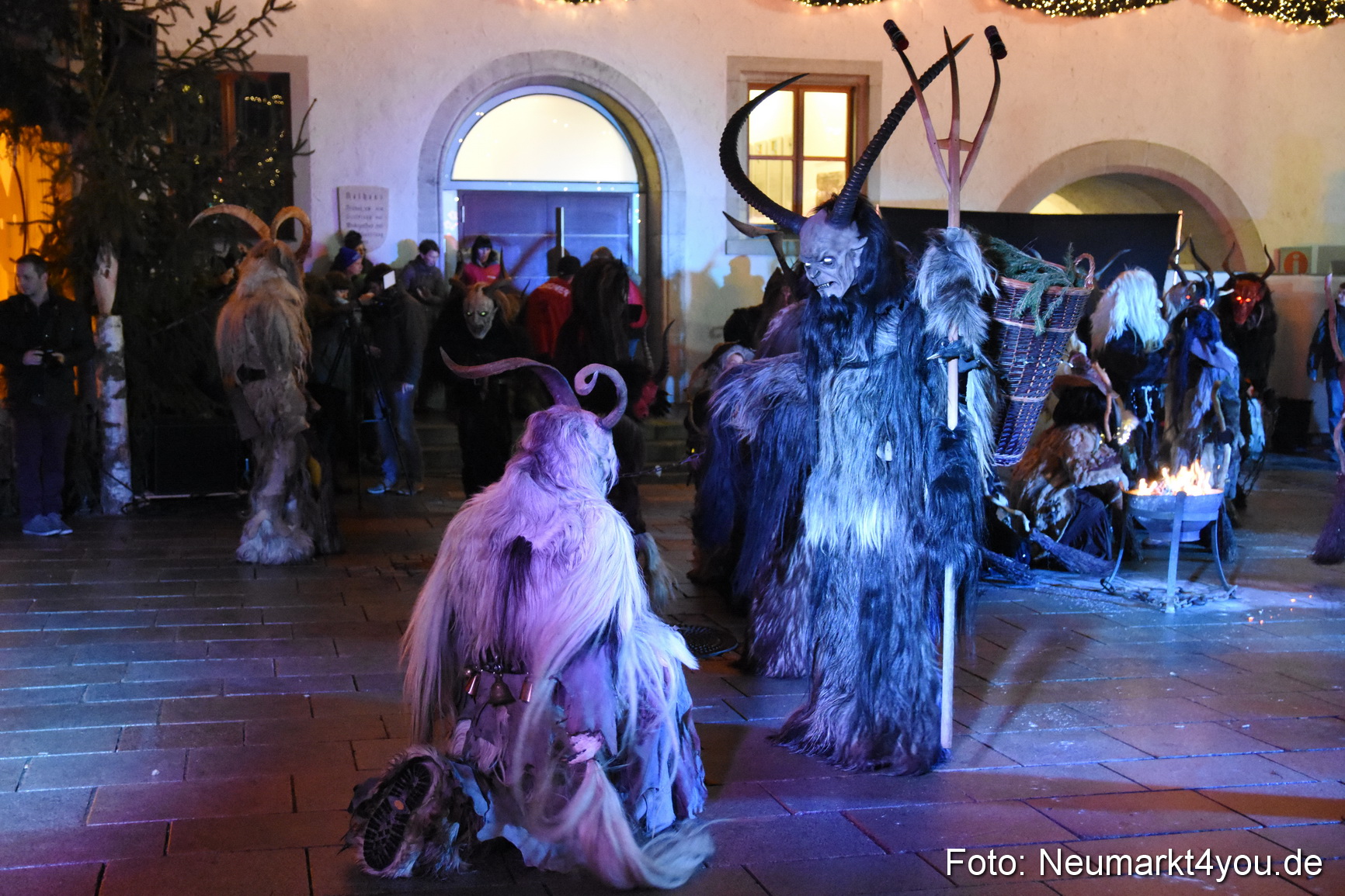 Oberpfaelzer Schlossteufeln Weihnachtsmarkt 181216 0125