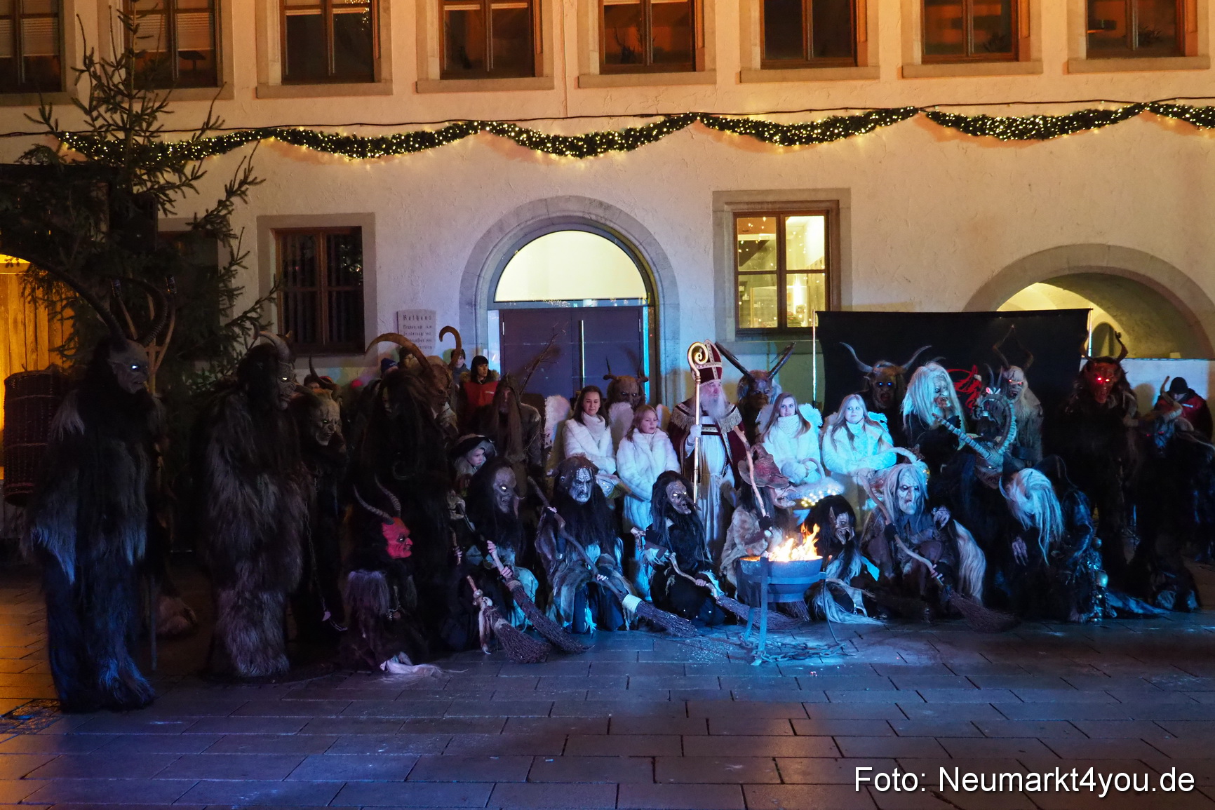 Oberpfaelzer Schlossteufeln Weihnachtsmarkt 181216 0126