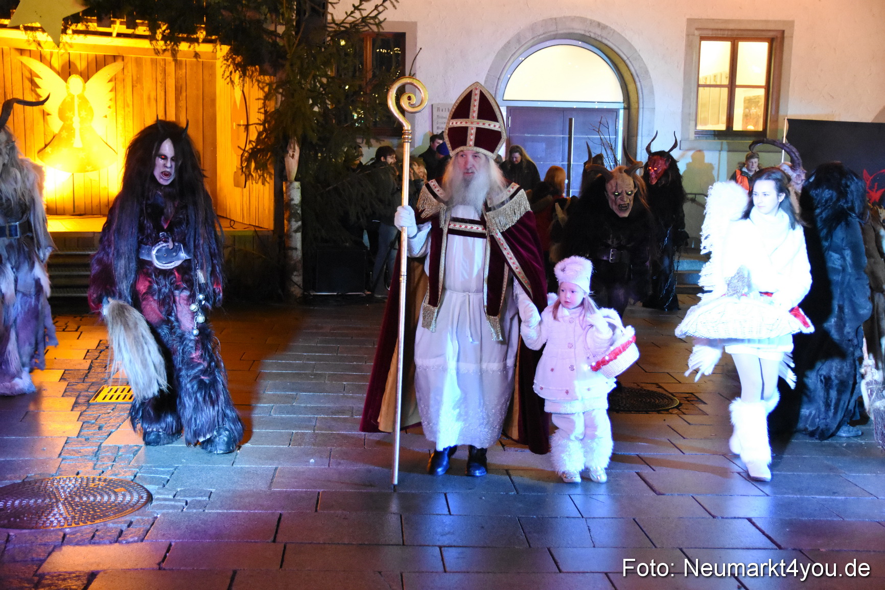 Oberpfaelzer Schlossteufeln Weihnachtsmarkt 181216 0128