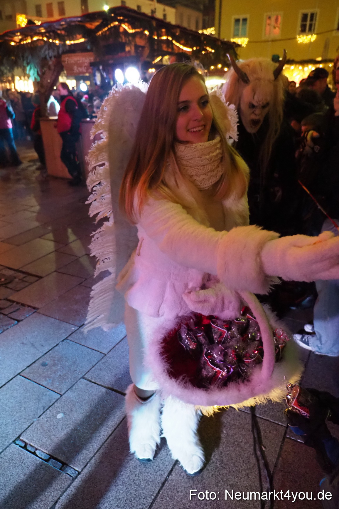 Oberpfaelzer Schlossteufeln Weihnachtsmarkt 181216 0130