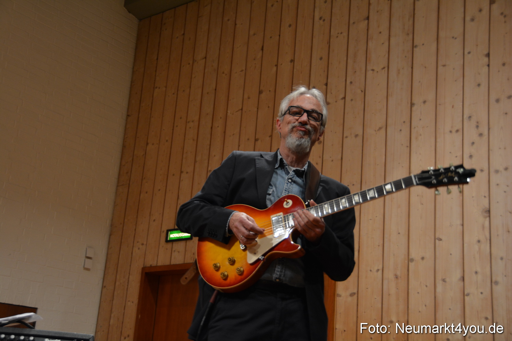 Weihnachtssitzung Stadtrat Neumarkt 151216 0005